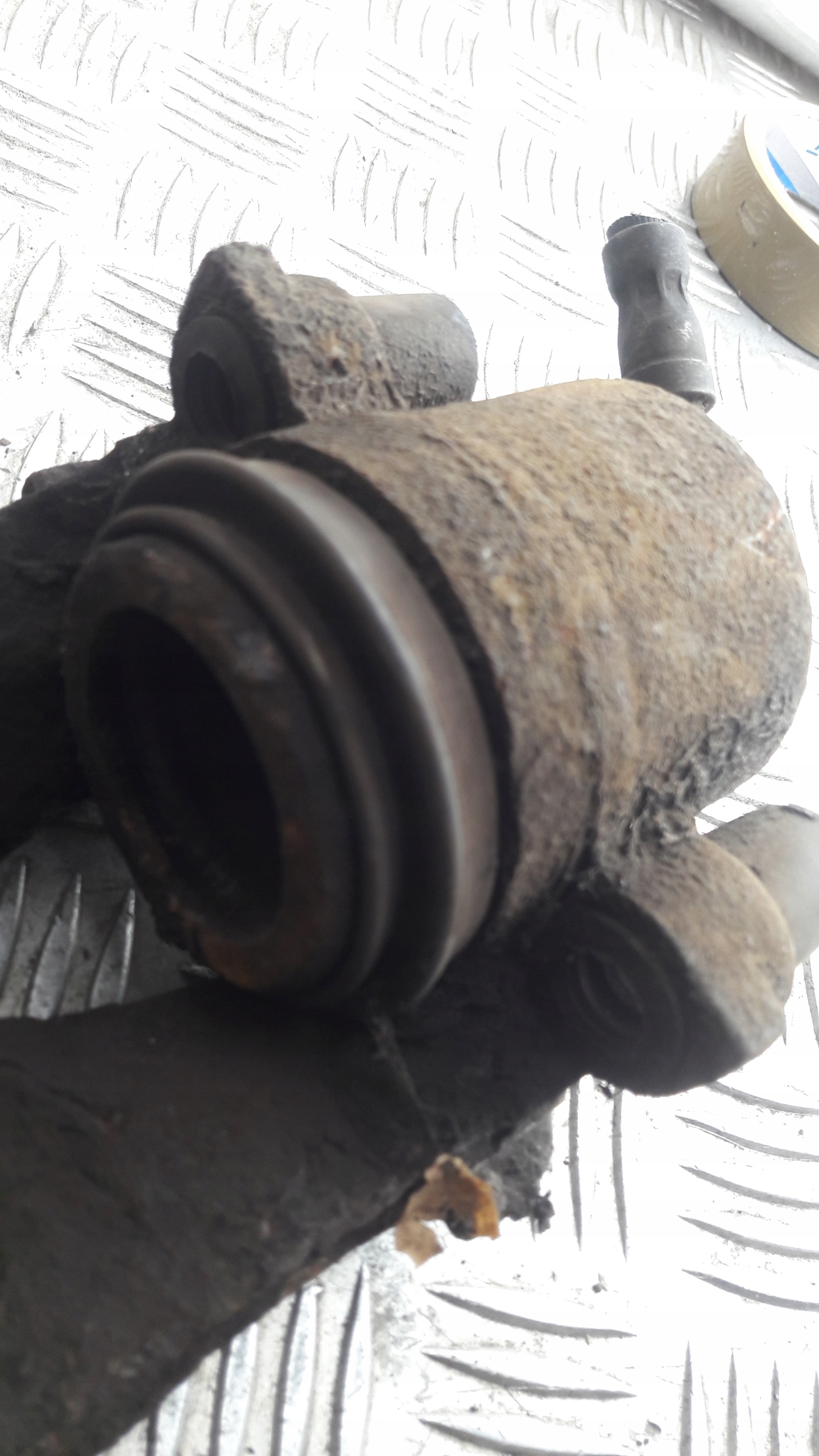 SKODA FABIA and POLO 1.2 caliper brake front left or right
