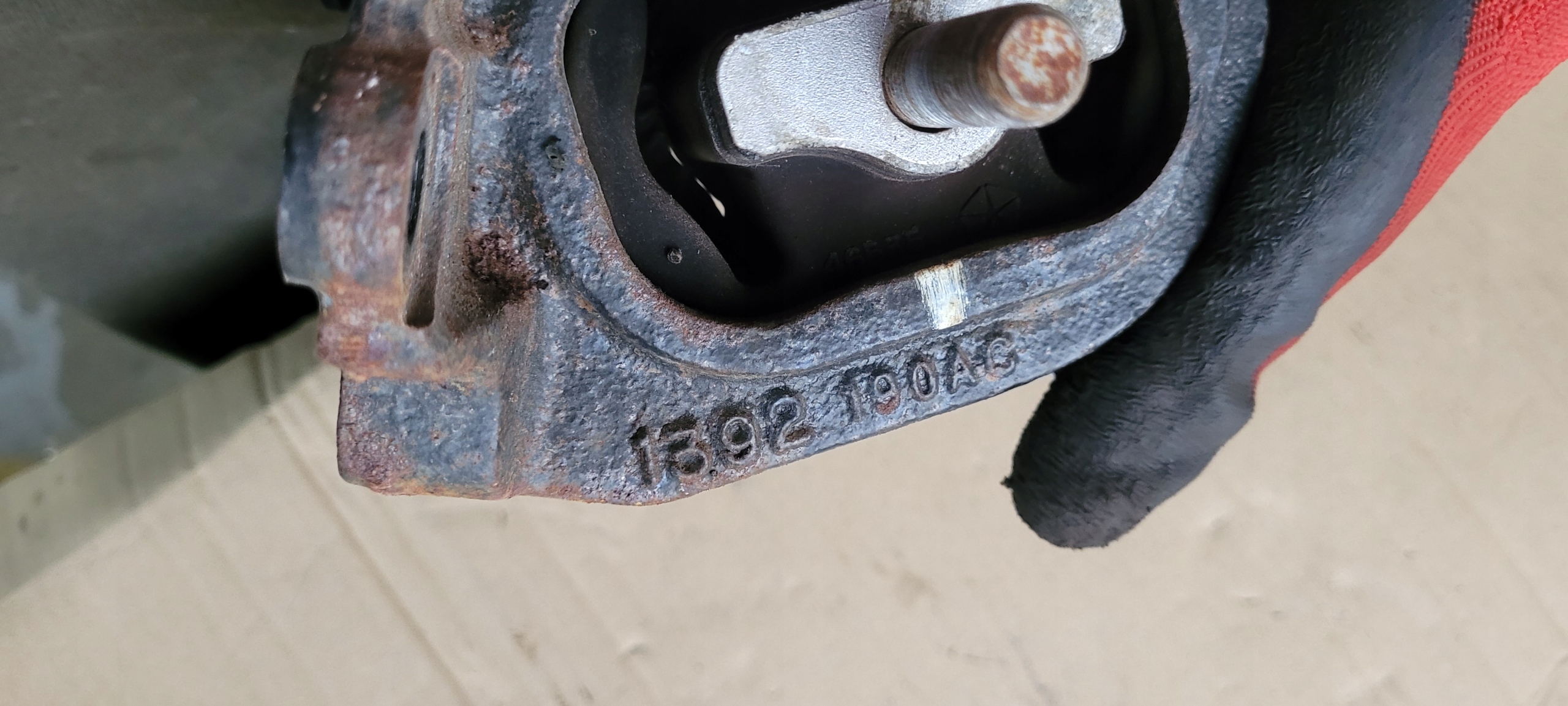 WRANGLER JK подушка Двигателя правая 3.6 л 1392190AC