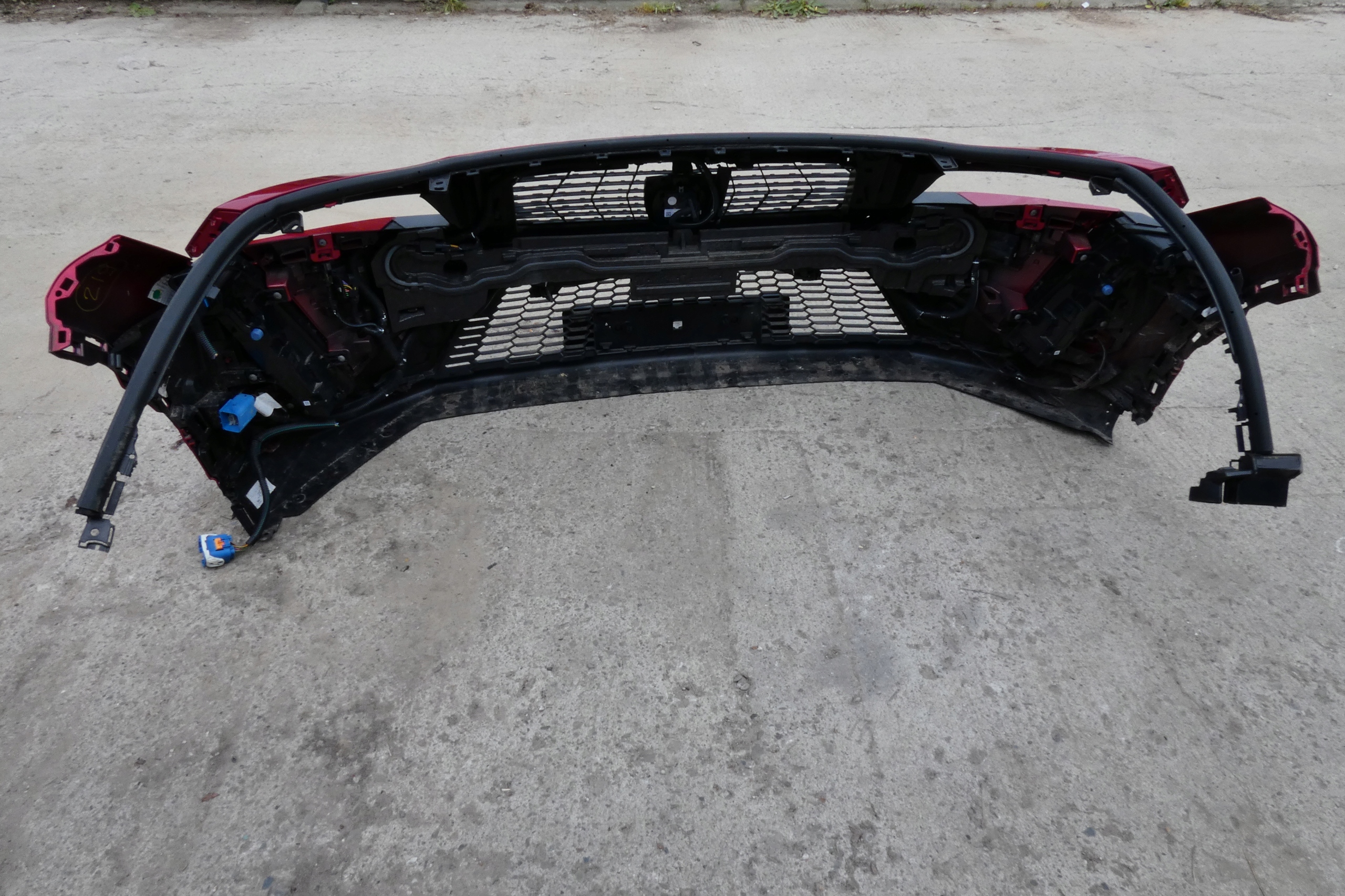 PEUGEOT 408 complete front bumper bonnet lights EVH