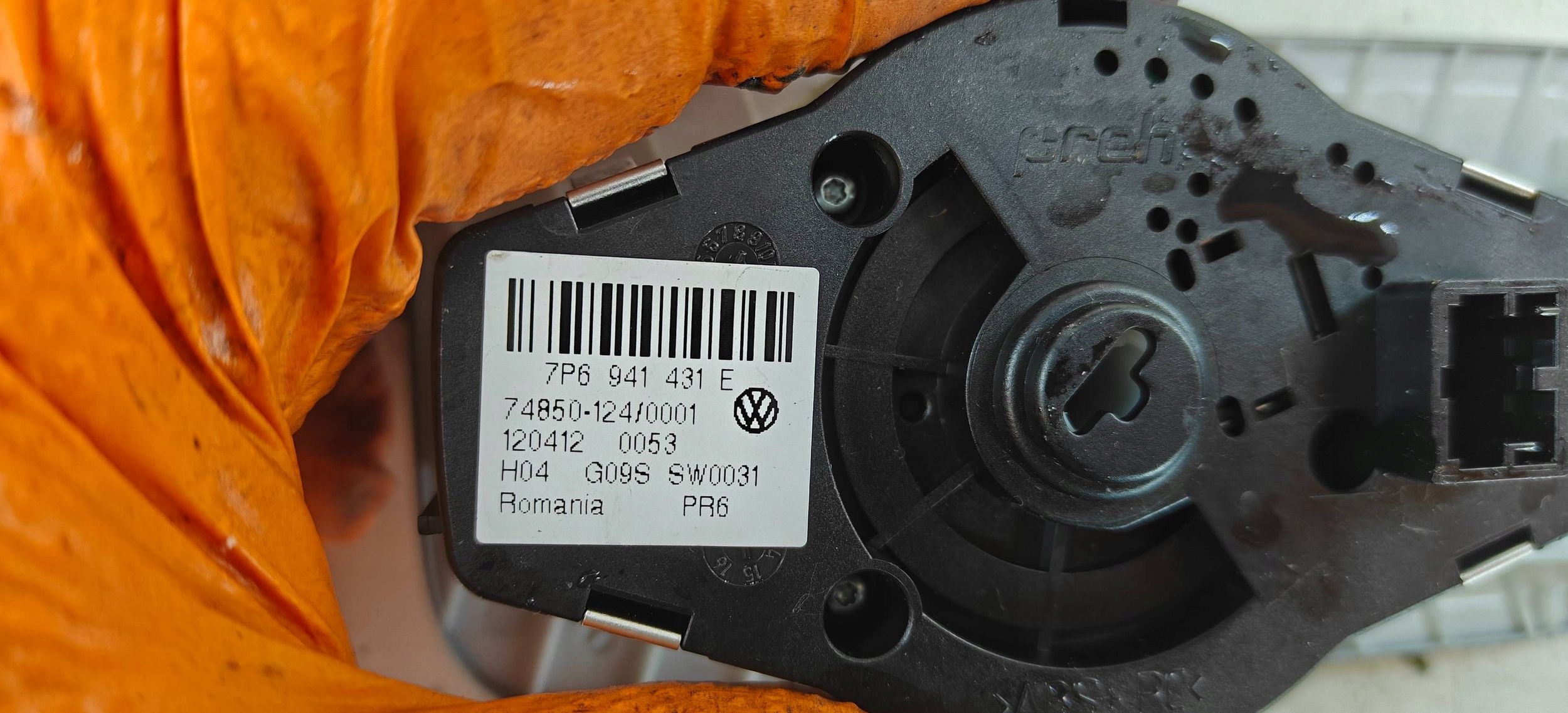Volkswagen Touareg II 2 7P6 10- 7p6941431e light switch panel