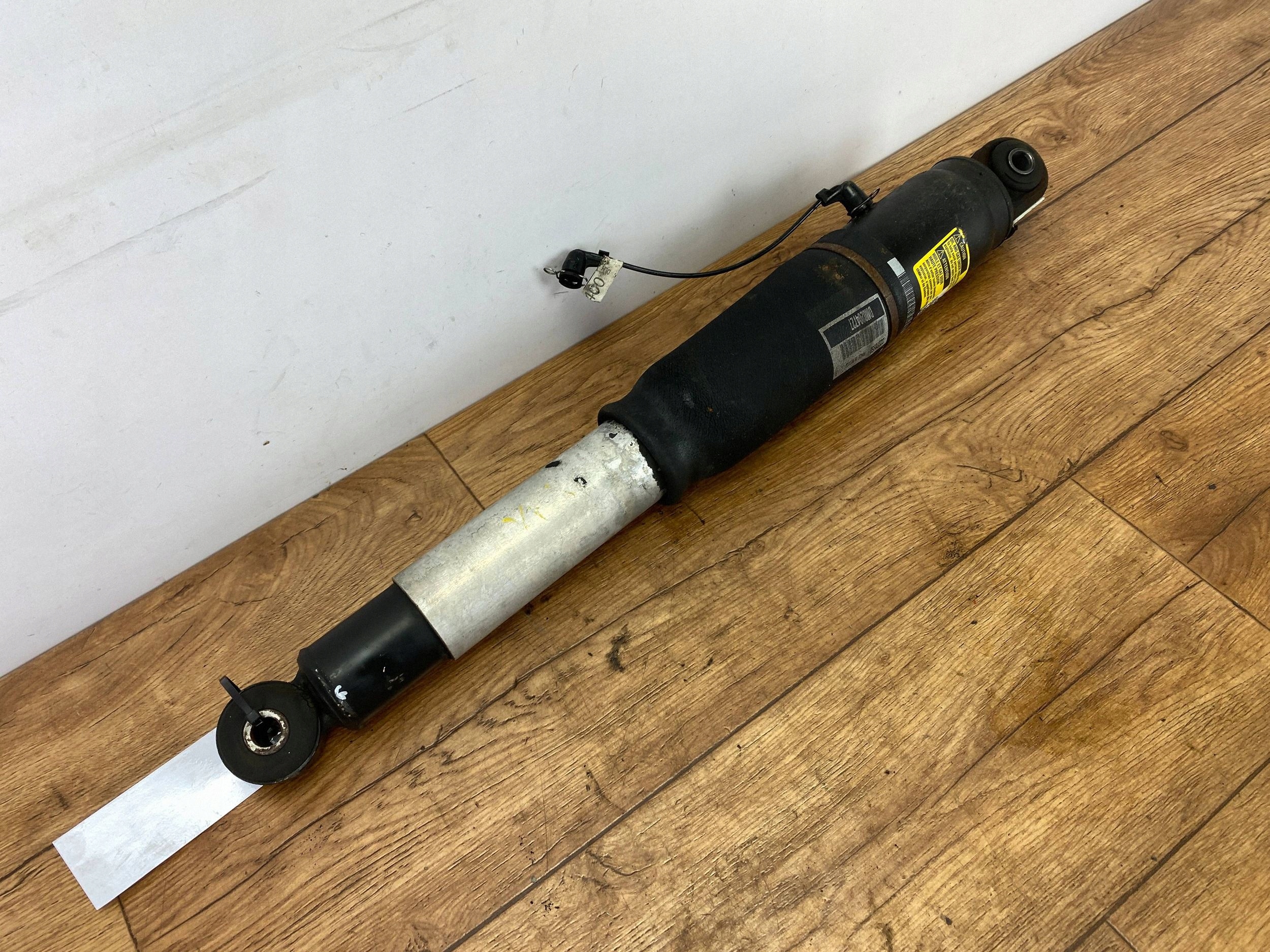 shock absorber rear Cadillac Escalade IV 2015+