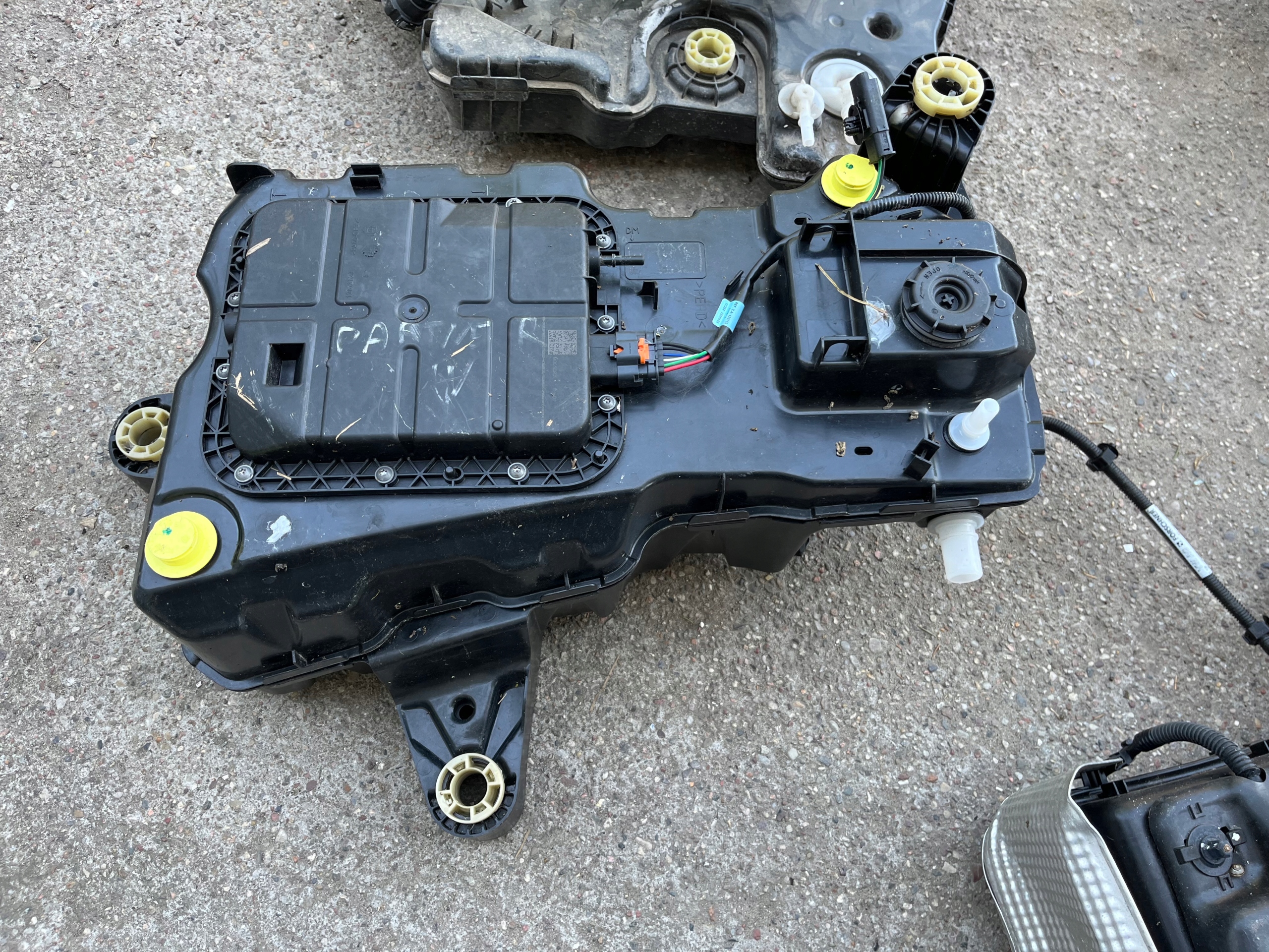 PARTNER BERLINGO RIFTER ZBIORNIK POMPA ADBLUE PRZEBIEG 20 TYS 2020