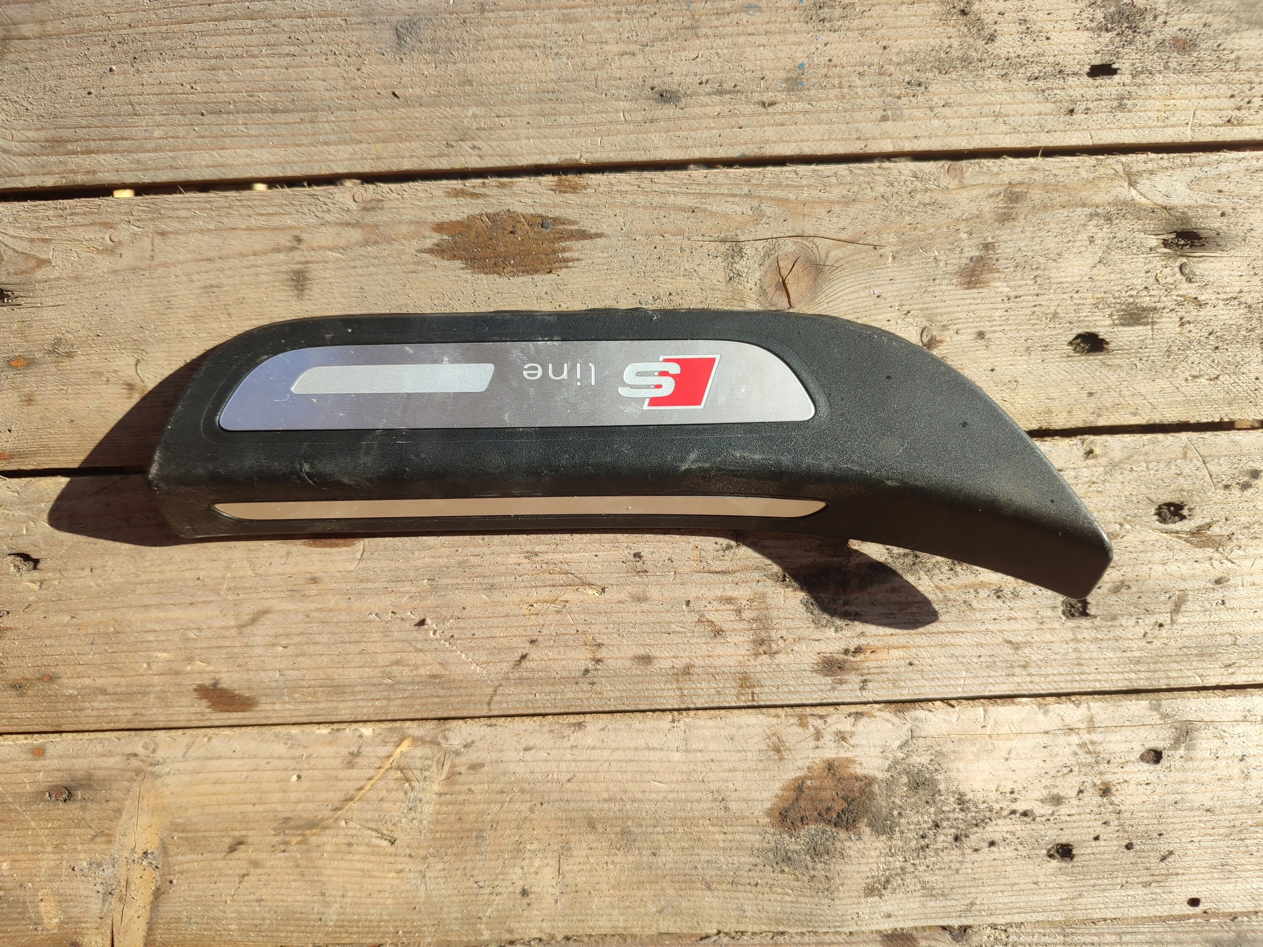 moulding threshold right rear part S-LINE AUDI Q5 8R0853376C
