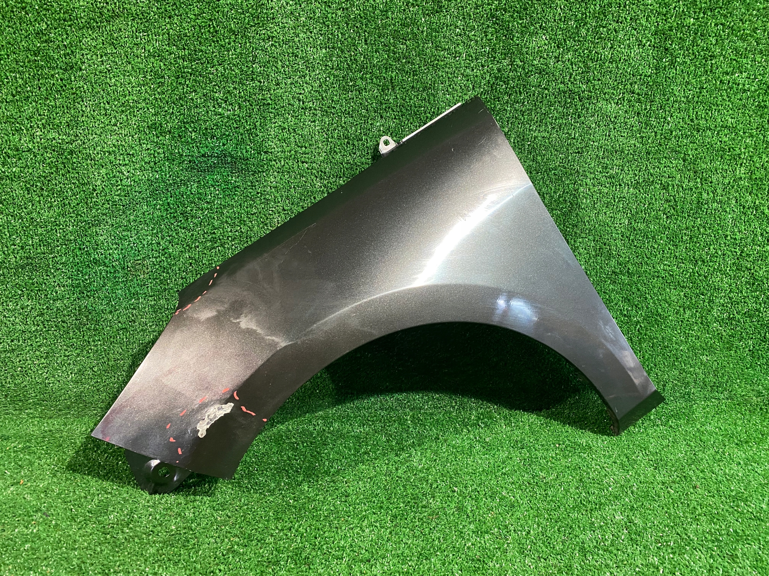 fender front left FORD FIESTA MK8