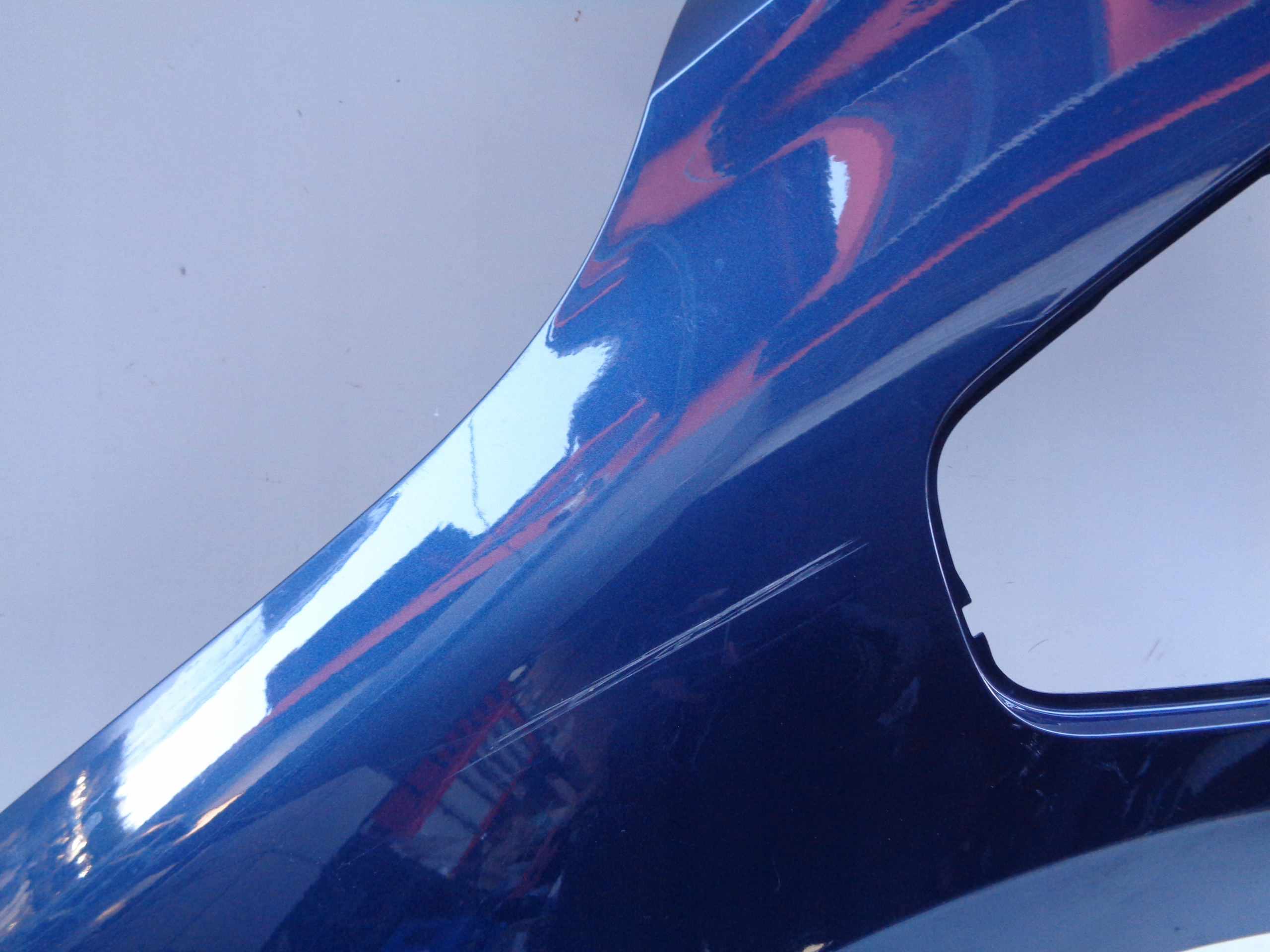 blatník levý přední BMW 2 U06 HYBRYDA NR 49258