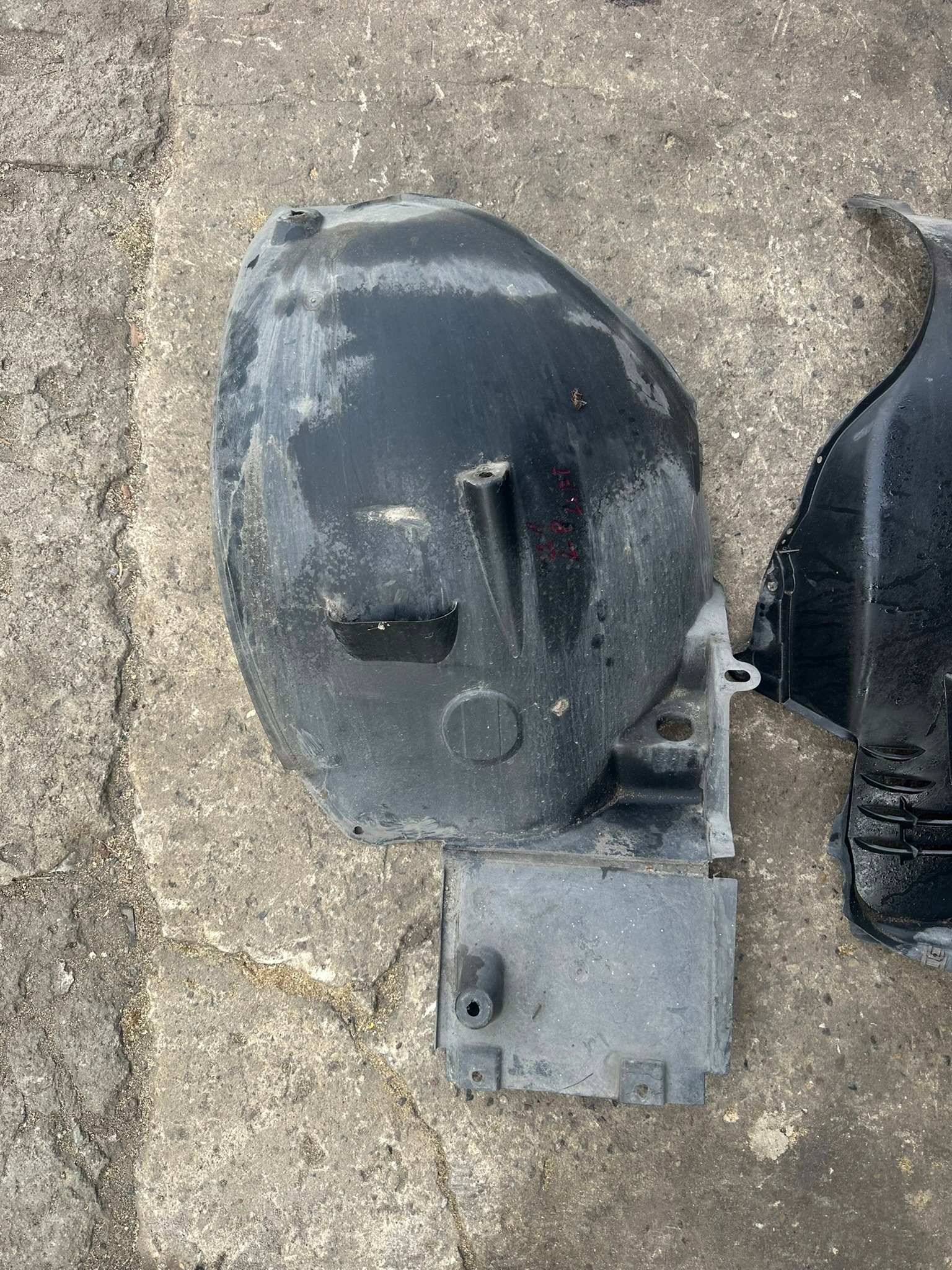 MERCEDES S W221 LIFT mudguard left left front A2216903330
