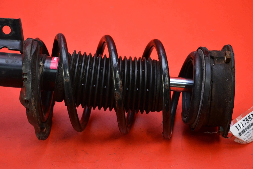 shock absorber left front 3348039 VW GOLF 7 VII 1.6 TDI 105 KM 12-17