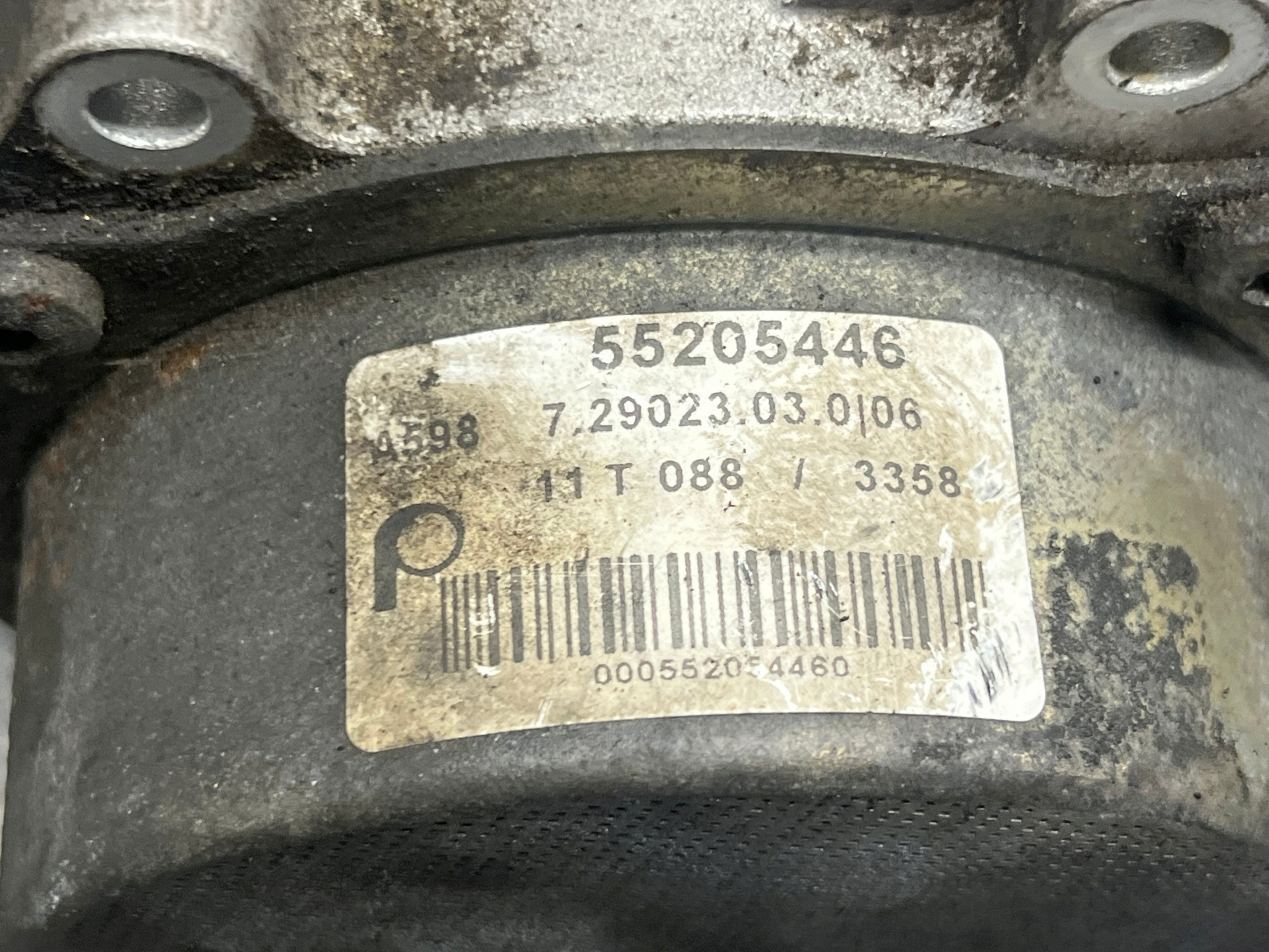 pump VACUM VAKUM OPEL INSIGNIA 55205446