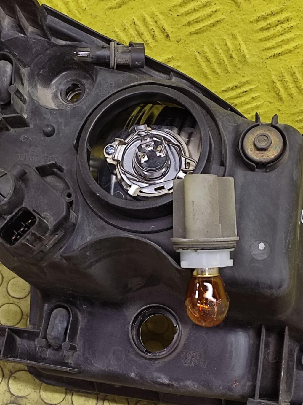 SUBARU JUSTY G3X REFLEKTOR fanale faro sinistra anteriore