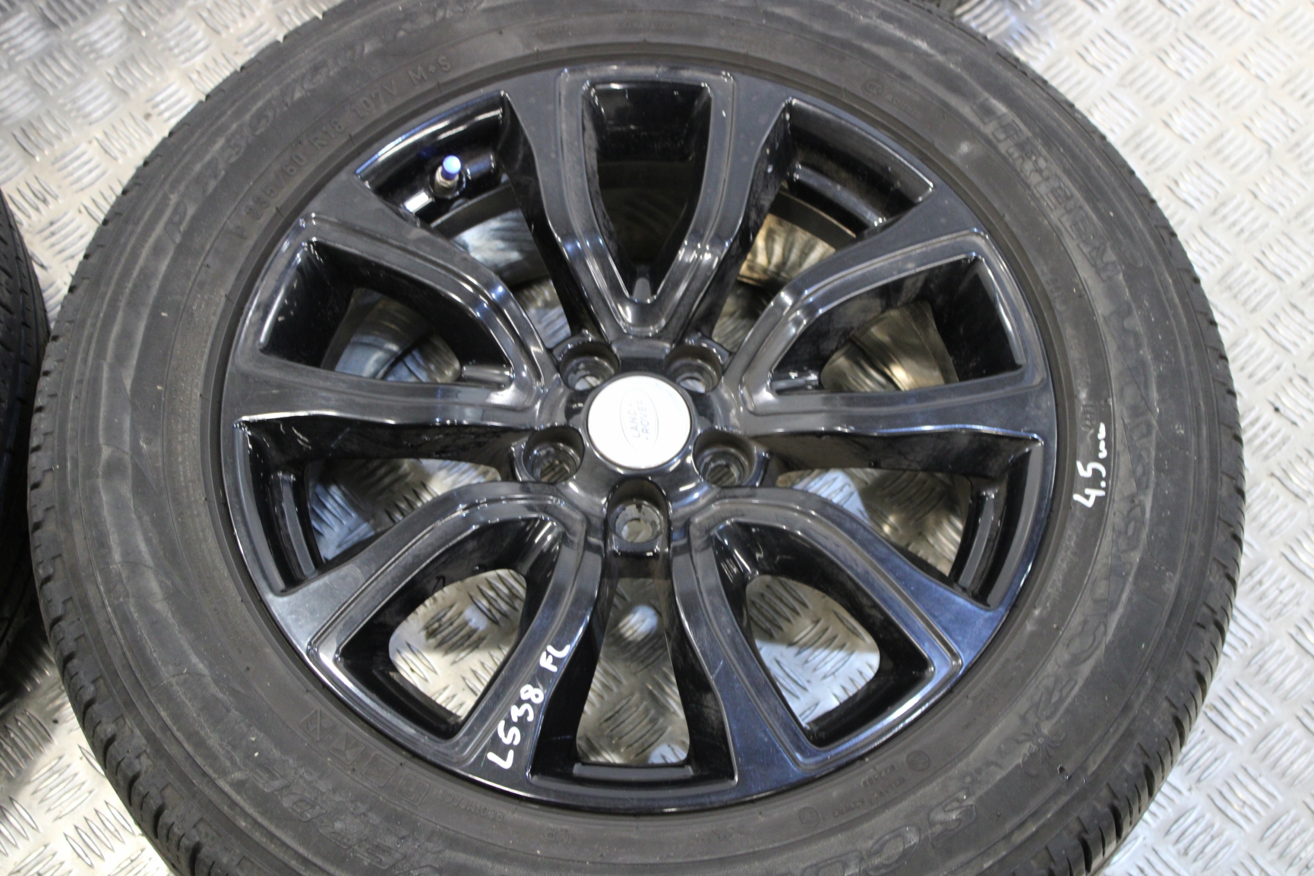 wheels discs disc 235/60 R18 LAND ROVER EVOQUE L538 LIFT