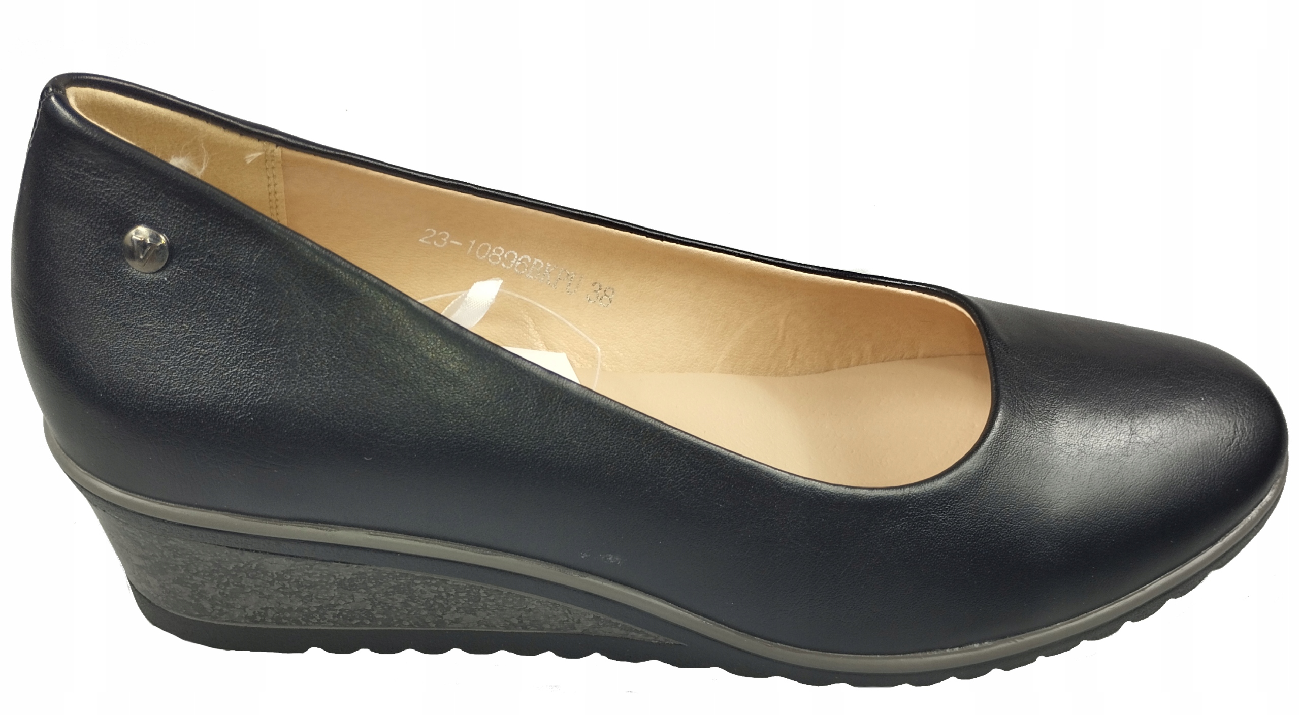 Vinceza Čelovka 10896 Černá r41