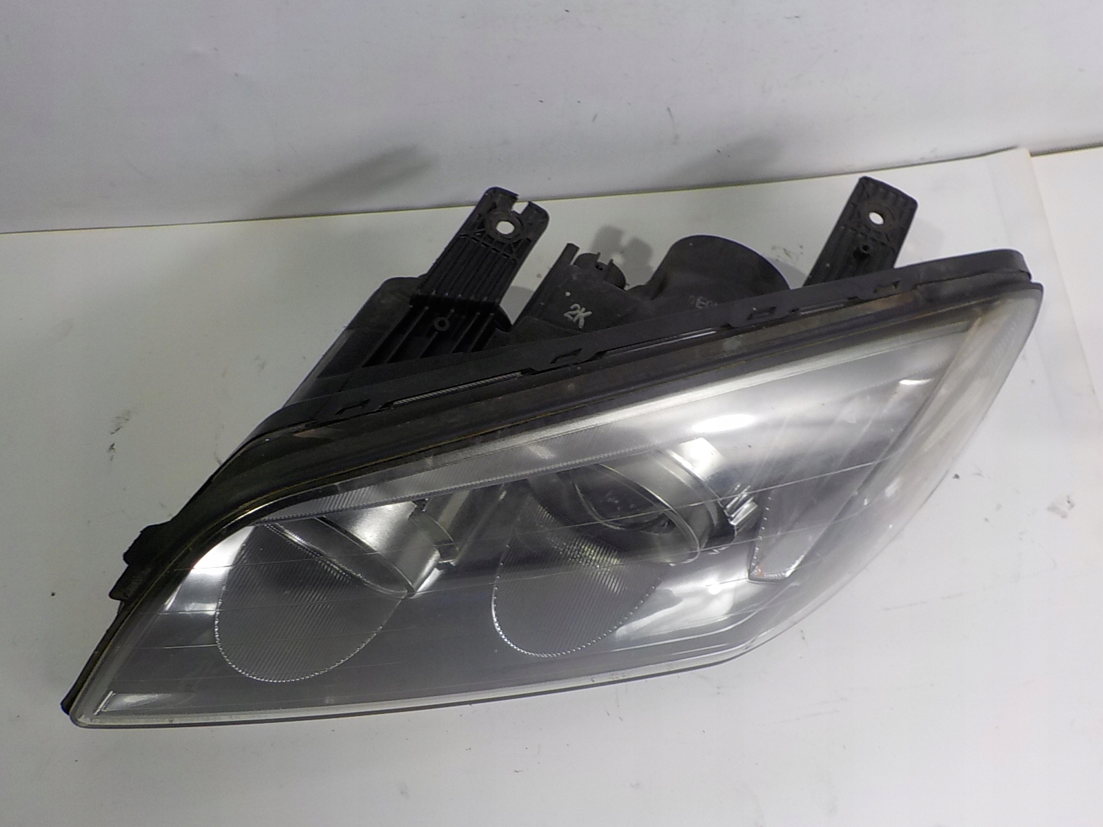 CHEVROLET CAPTIVA light left front front UK