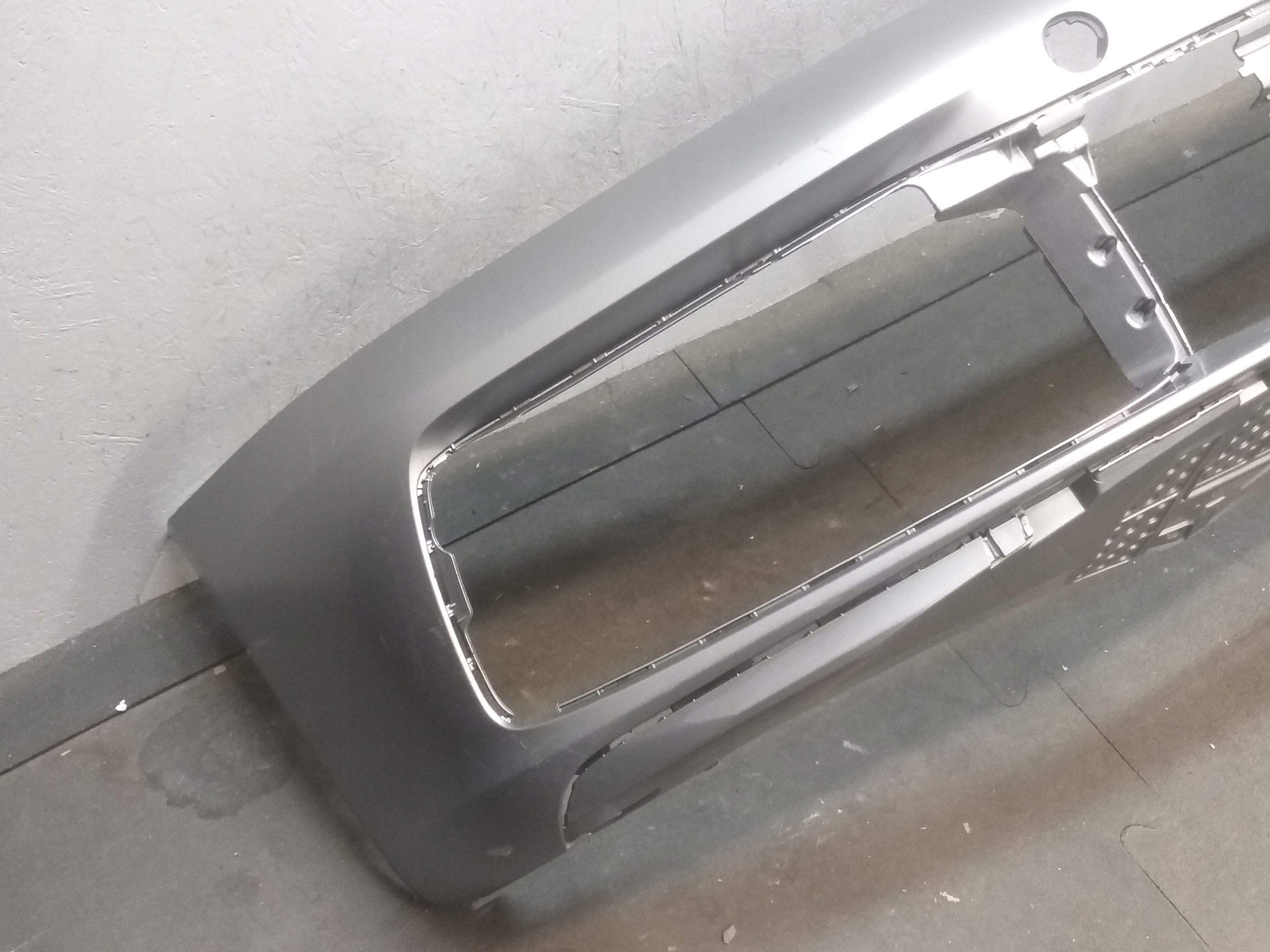 bumper front PORSCHE CARRERA 992 911 18