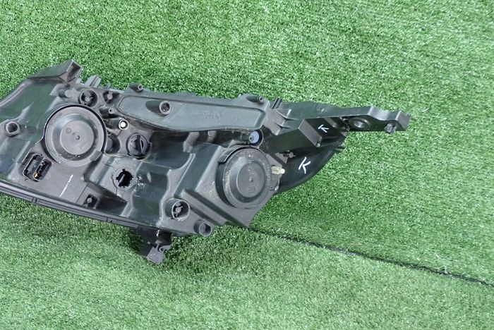 PEUGEOT 2008 LED LIFT 16- reflektor right light right