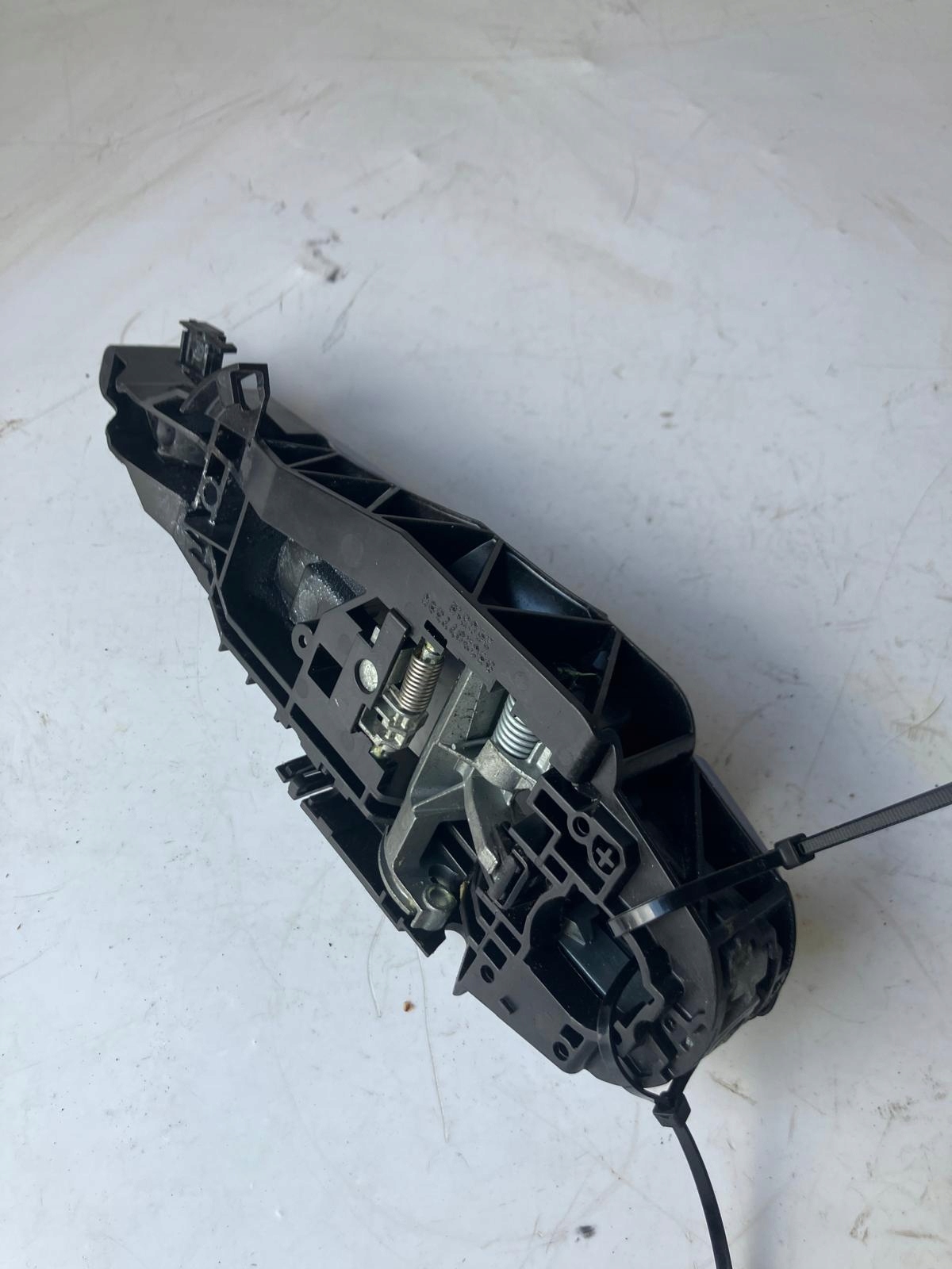 handle left front PEUGEOT 308 T9 EEGD