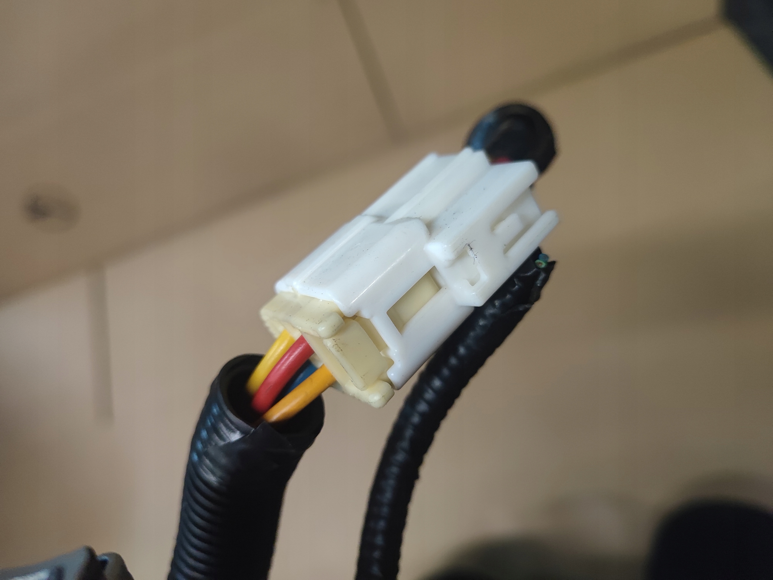 PEUGEOT 107 ignition + key petrol