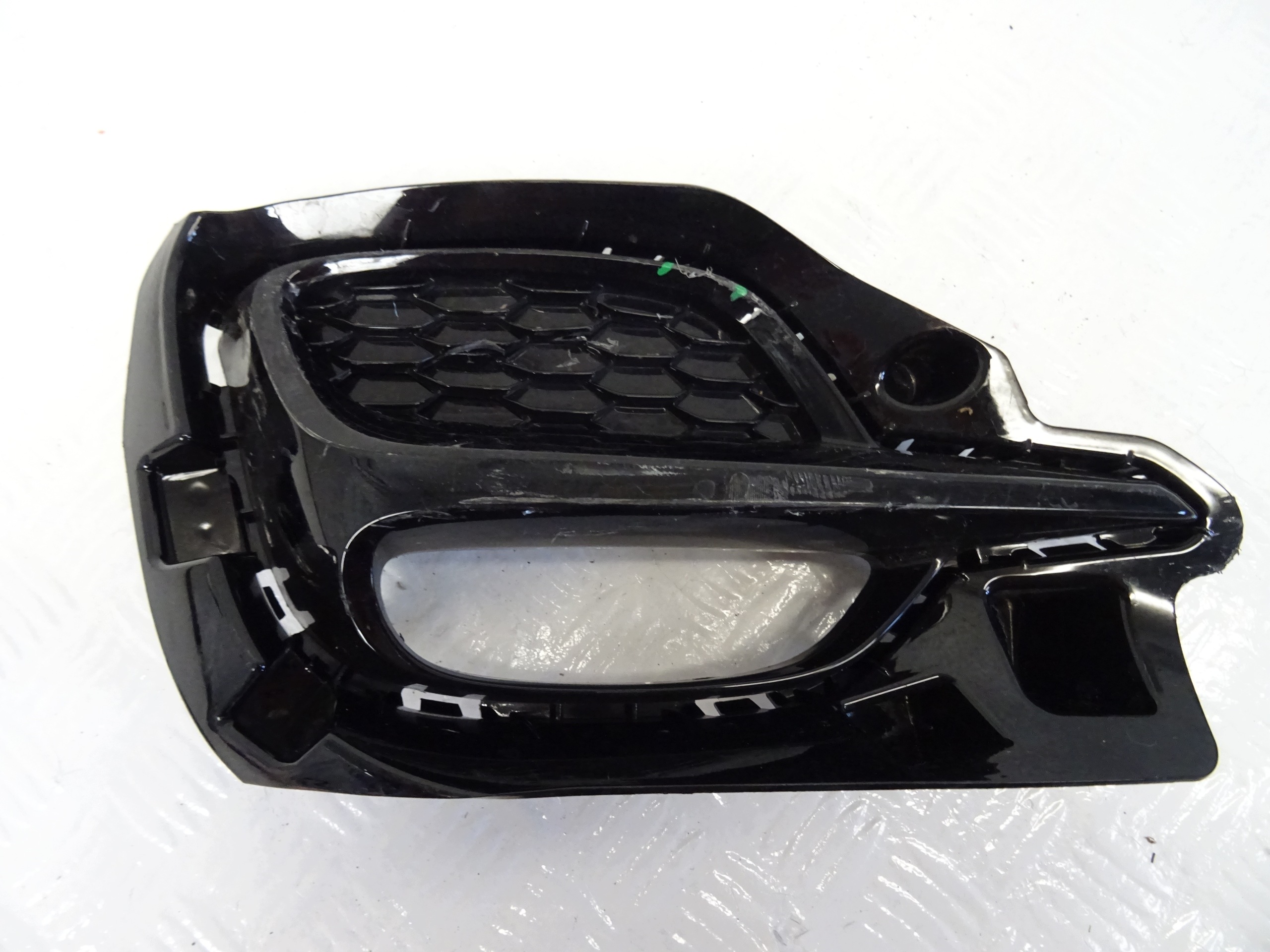 Lüftungsgitter der Stoßstange rechts heck MG ZS LIFT 10694869