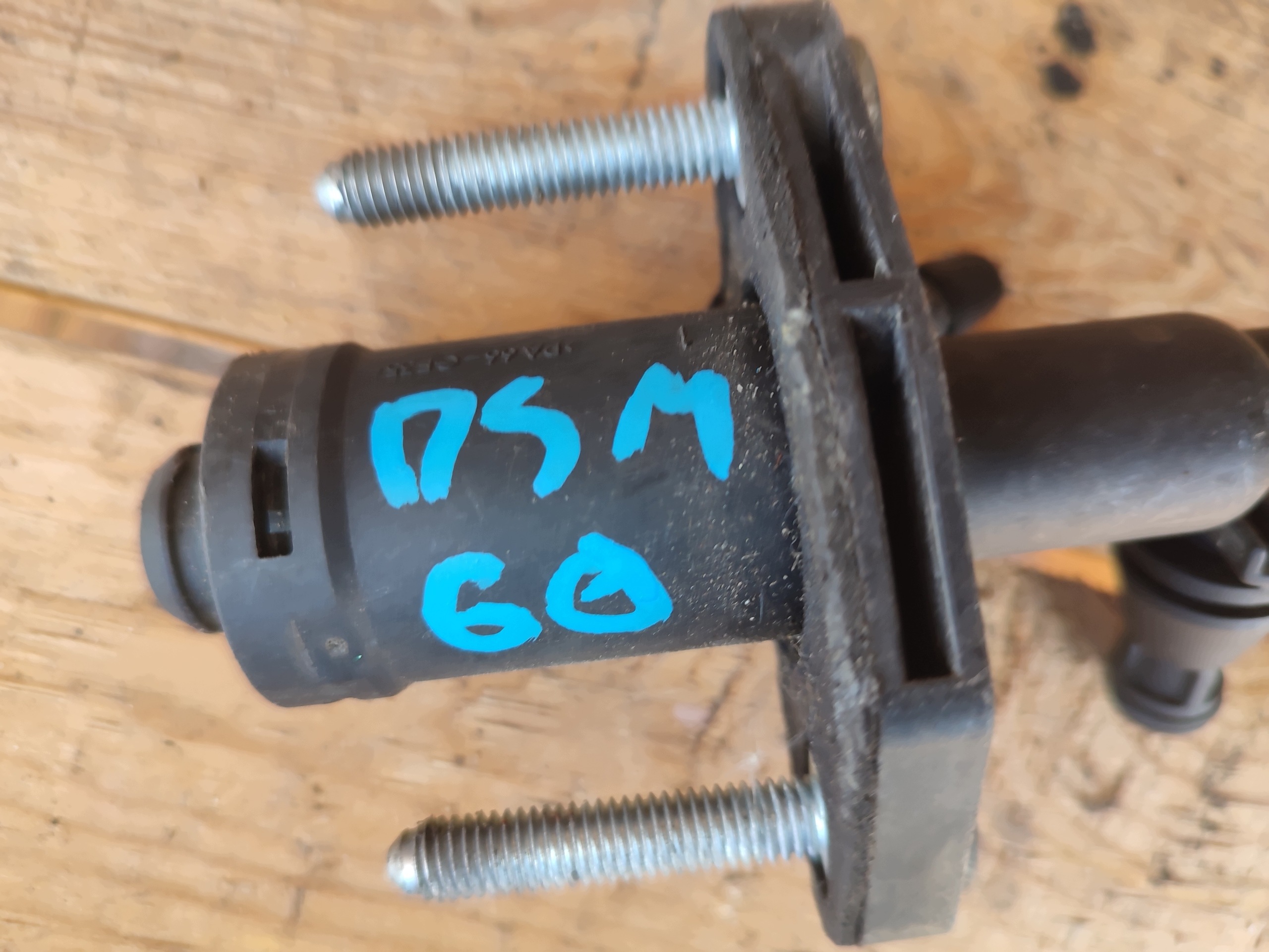 24412669 WYSPRZEGLIK pumpa spojky VECTRA C