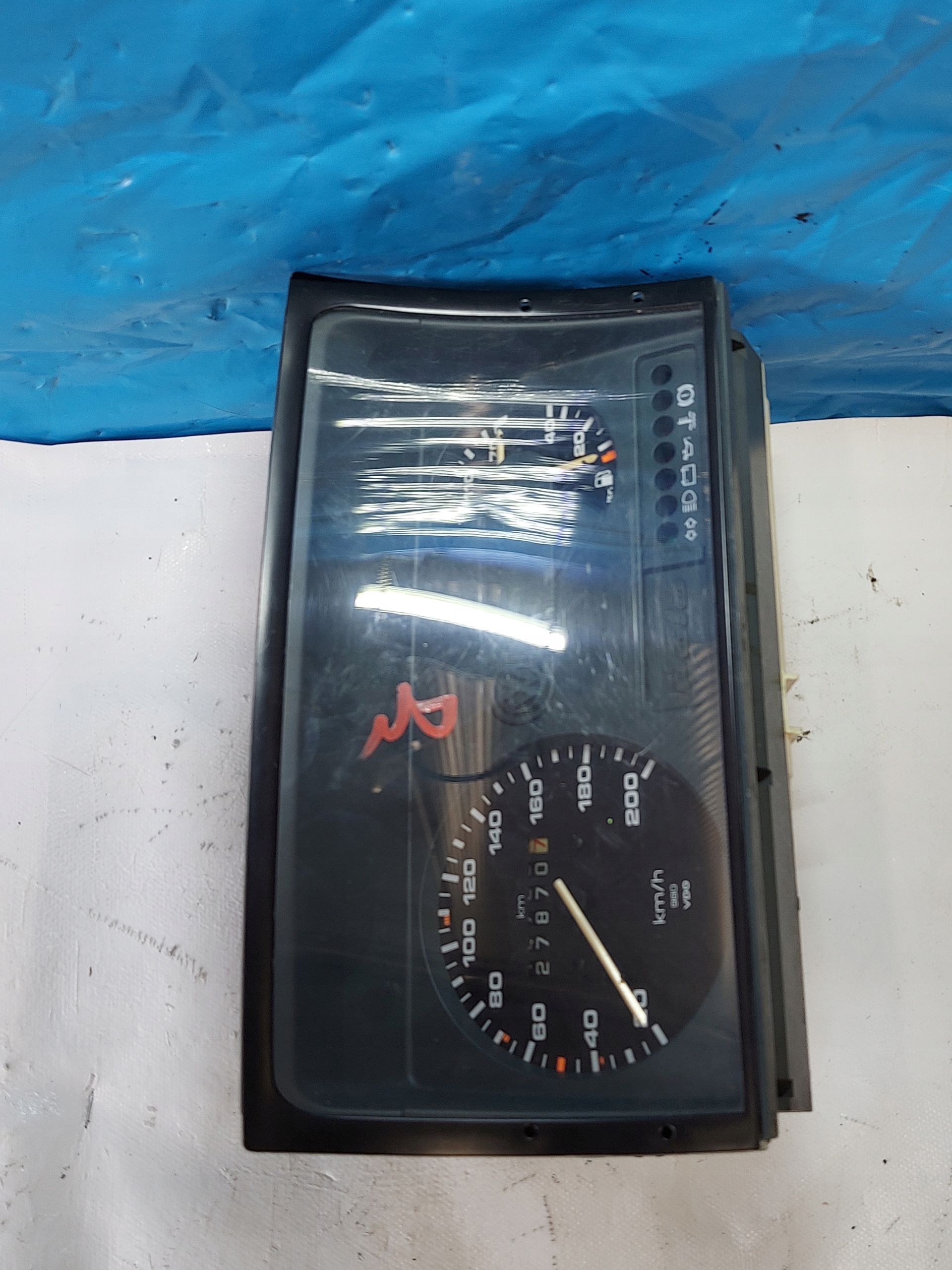 dials clock VW POLO II 1.3 B 667919033BN