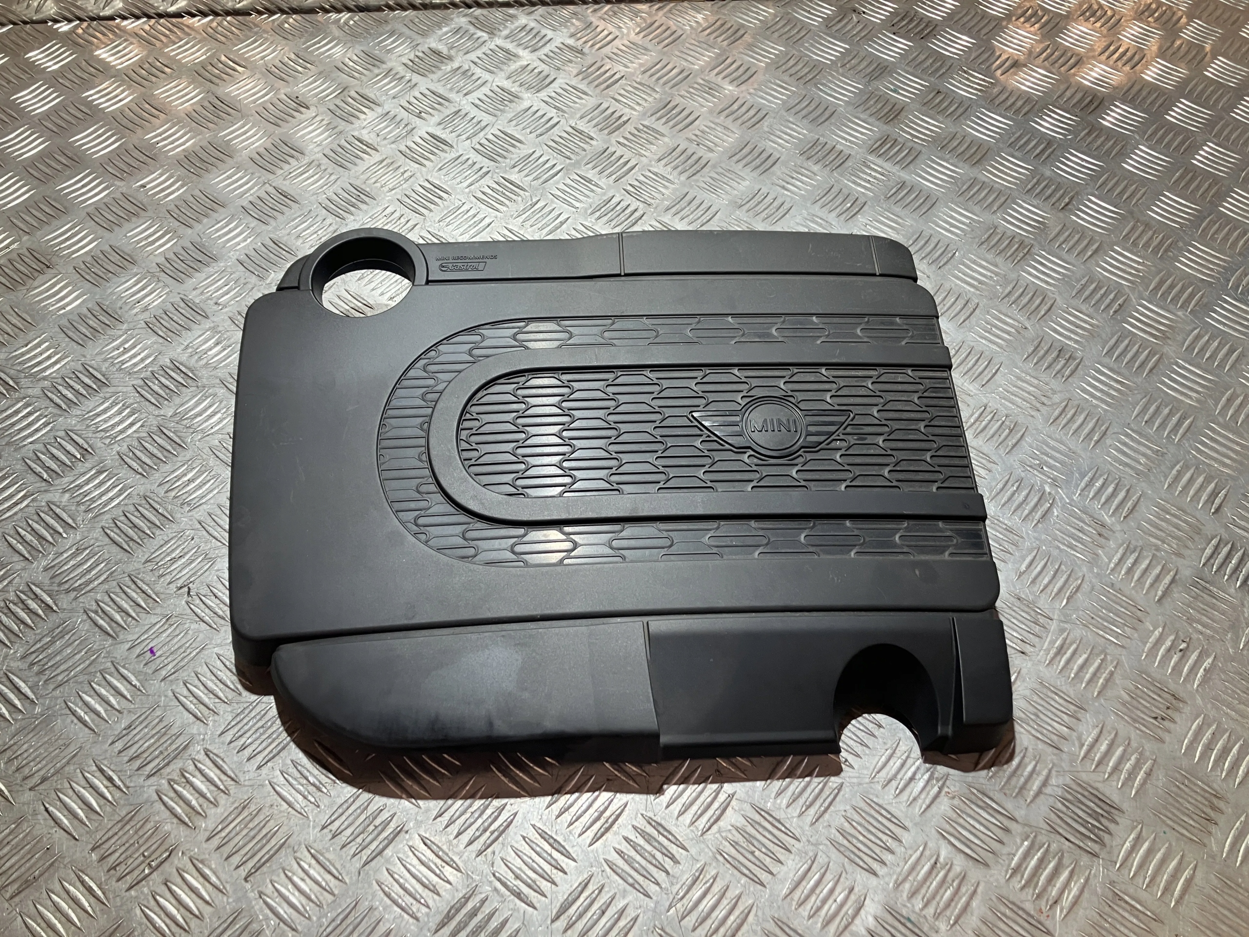 MINI R56 1,6 d защита Двигателя 7811920