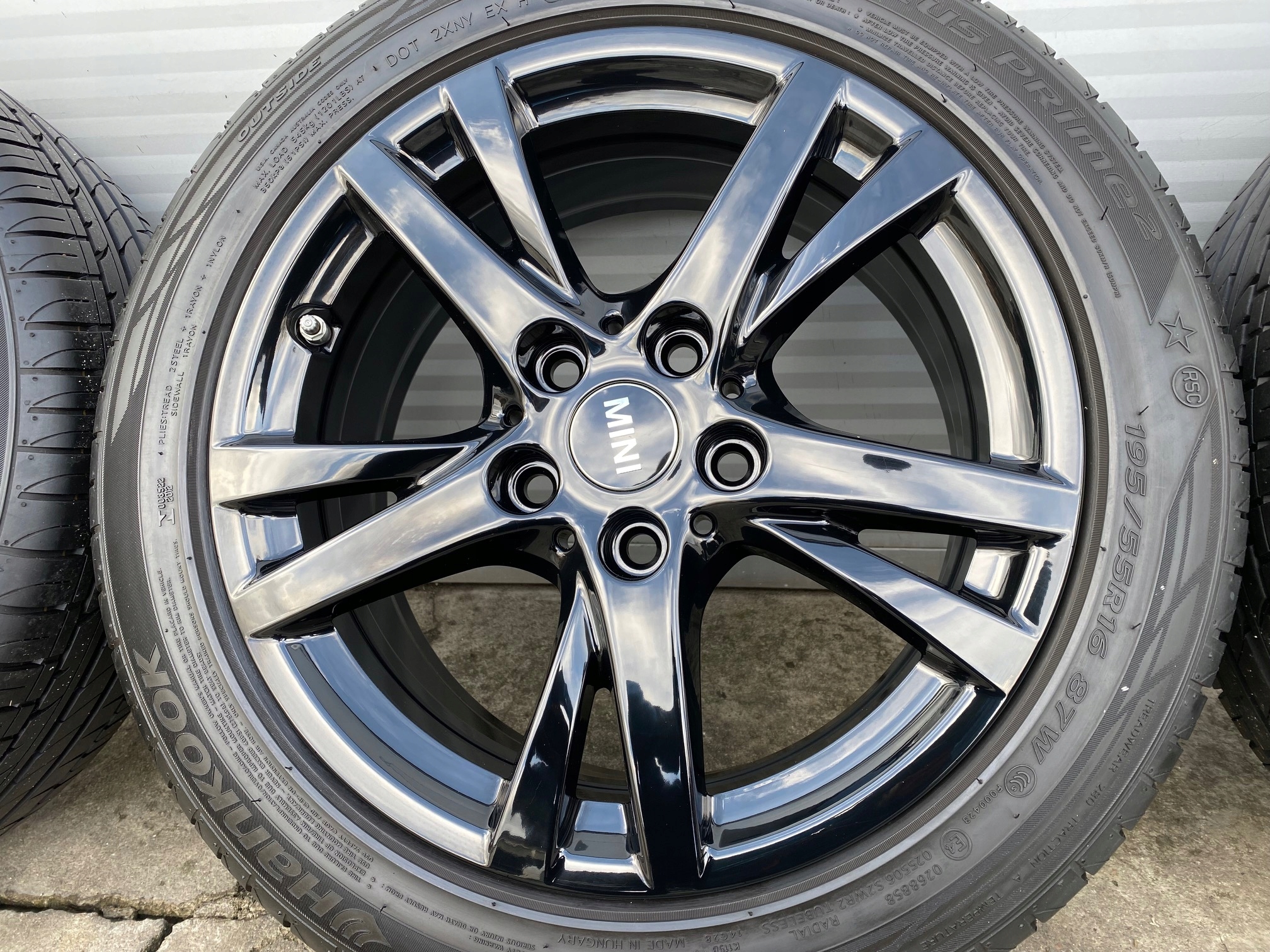 КОЛЕСА ЛЕТНИЕ MINI УАН COOPER F55 F56 F57 195/55/16