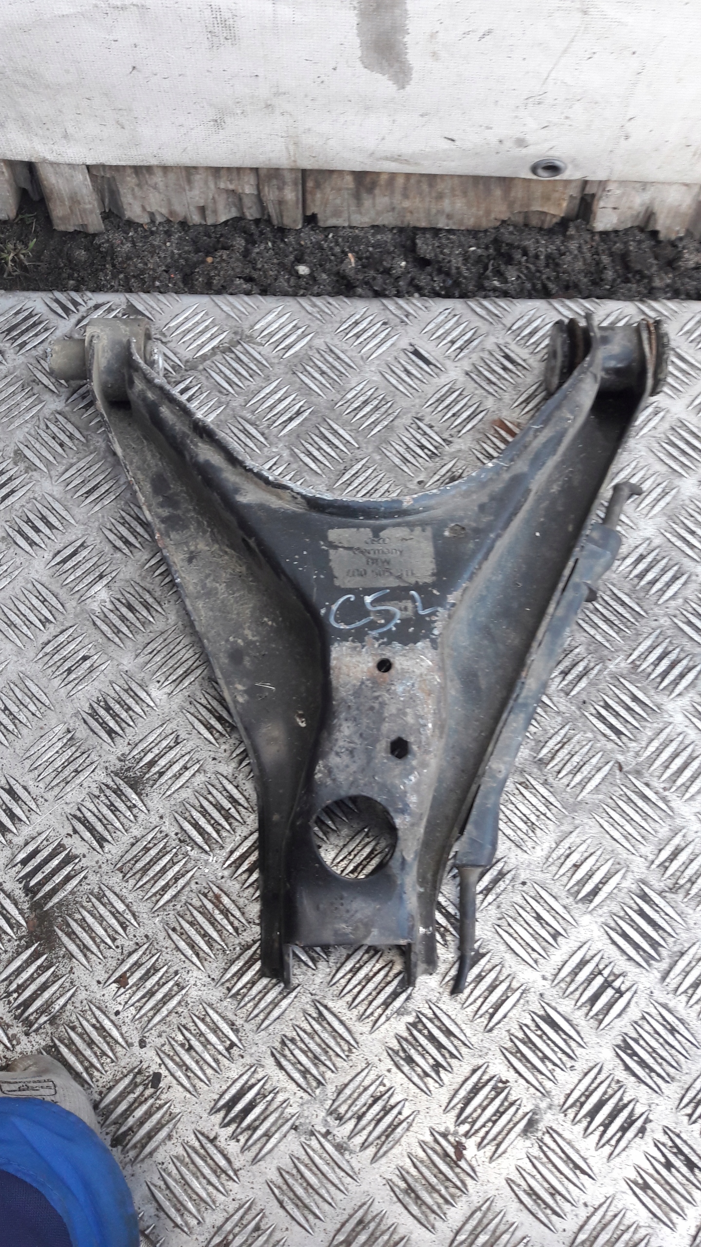 VW PASSAT B5 4MOTION arm left rear part 4X4