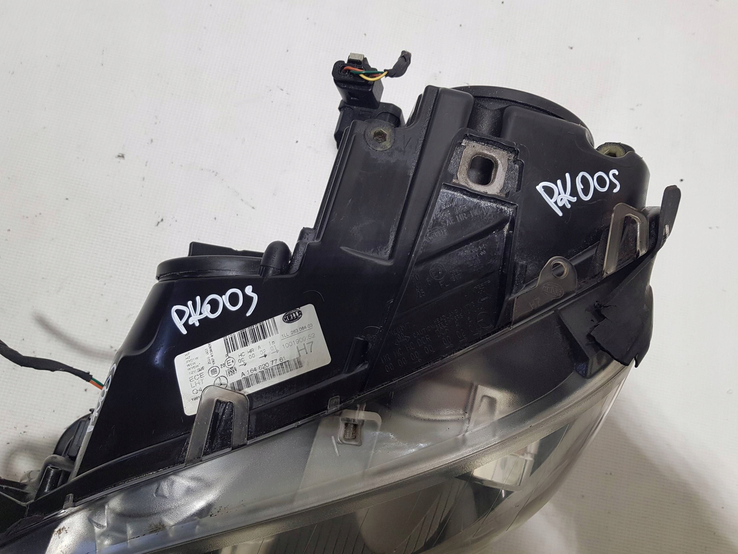 MERCEDES ML W164 LIFT light left front H7 UK ANGLIK