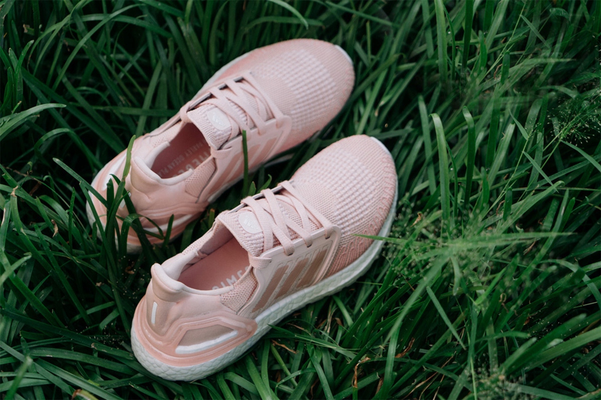 ADIDAS ULTRABOOST 20 PARLEY PRIMEBLUE VAPOUR PINK