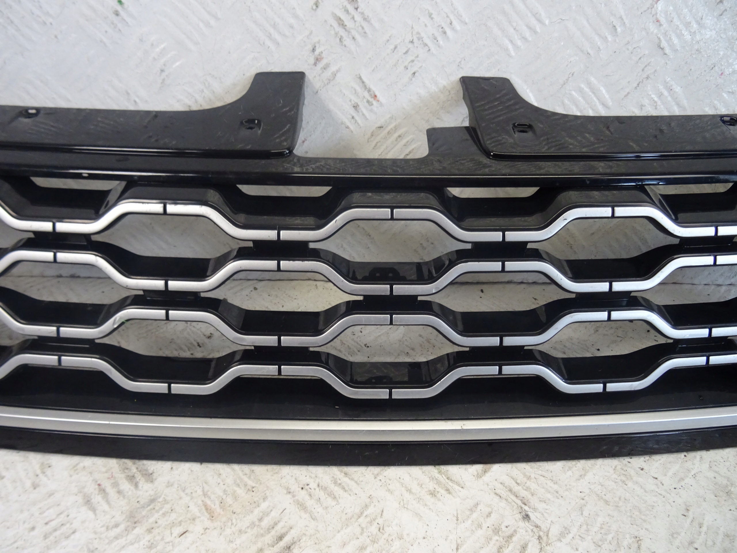 grill grille radiator RANGE ROVER EVOQUE II K8D2-8200-A
