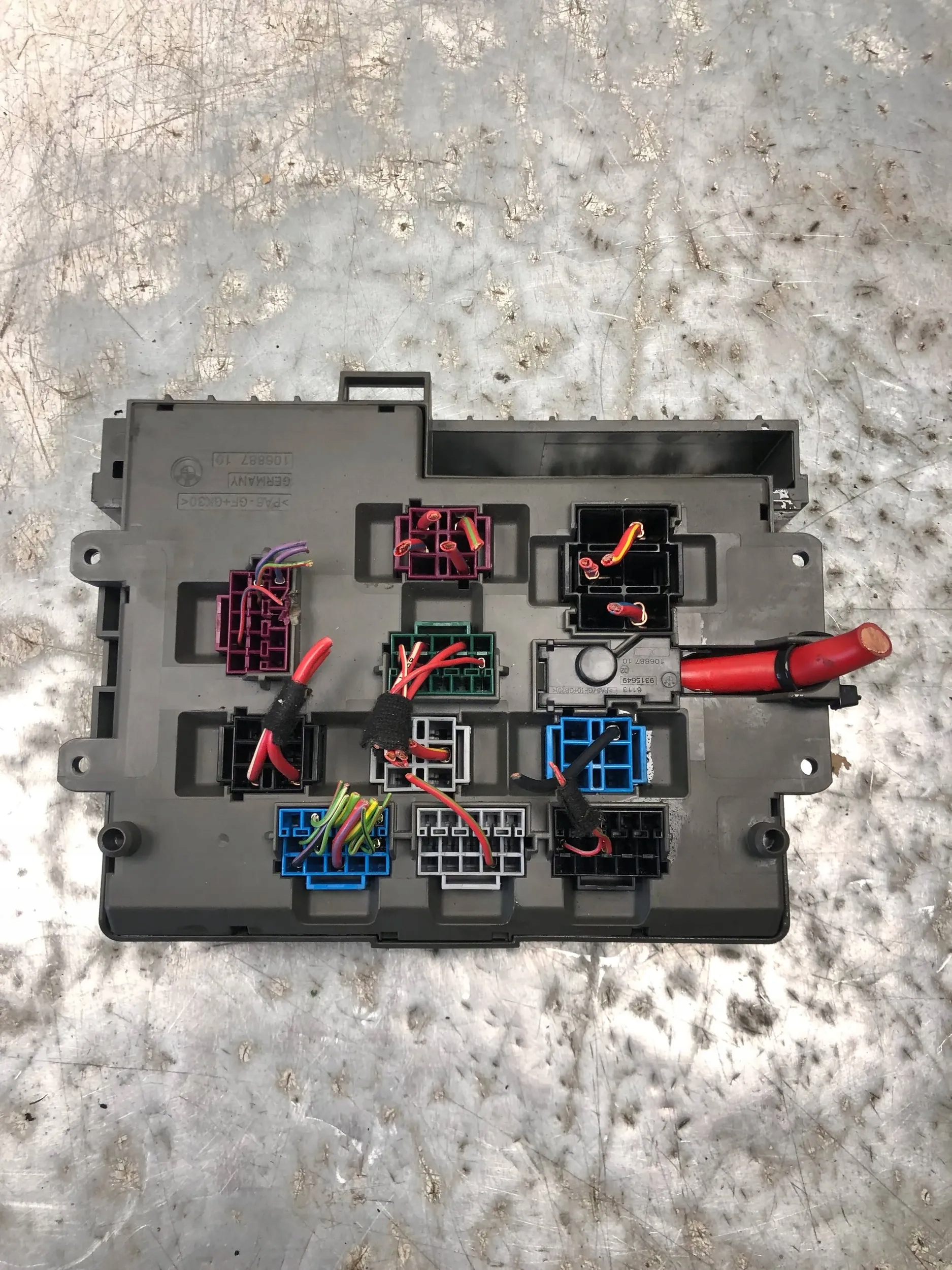 fuse box BMW E87 LCI 9119446