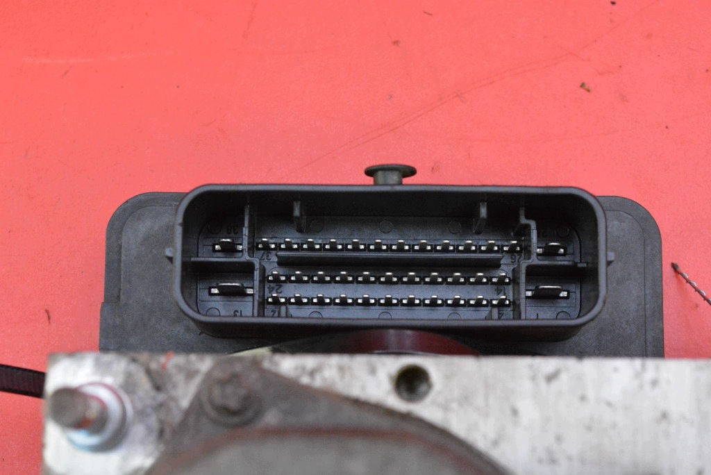 Pompa ABS 44540-02430 0265242539 TOYOTA COROLLA E18 1.6 VALVEMATIC 132 KM