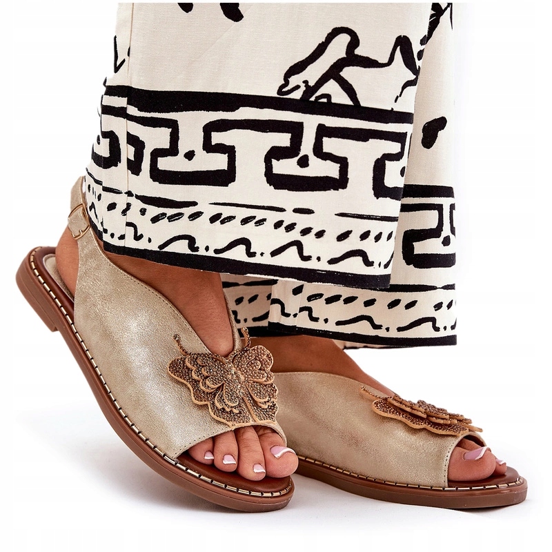 Dámské Sandály S Ozdobou Z Eko Kůže Na Plochém Podpatku, Zlaté, Velikost 37