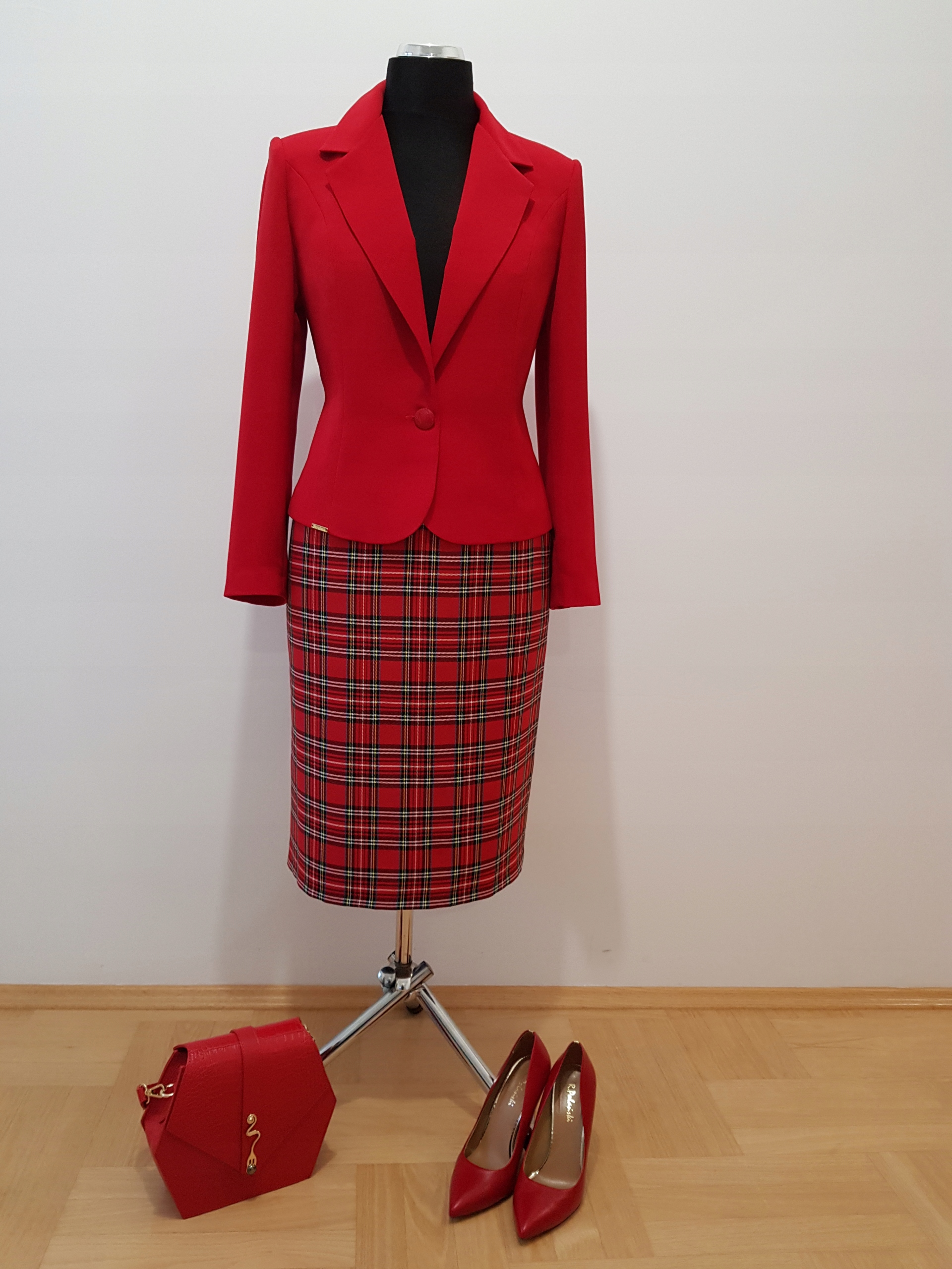 Obchodní Kostým 42 44 46 48 50 52 54 56 58 60 62