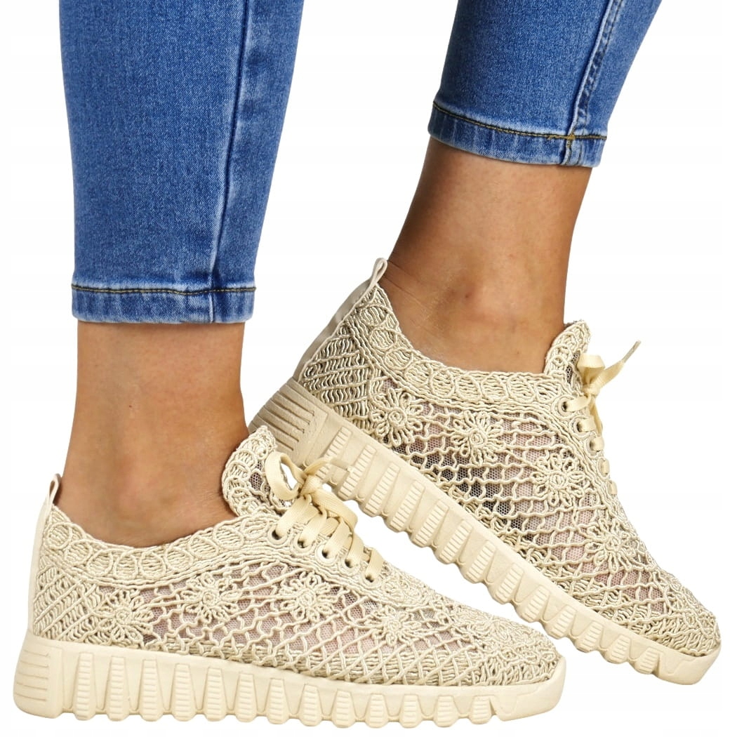 Béžové Krajkové Polobotky, Pohodlné Šněrovací Sportovní Boty Na Léto A Jaro