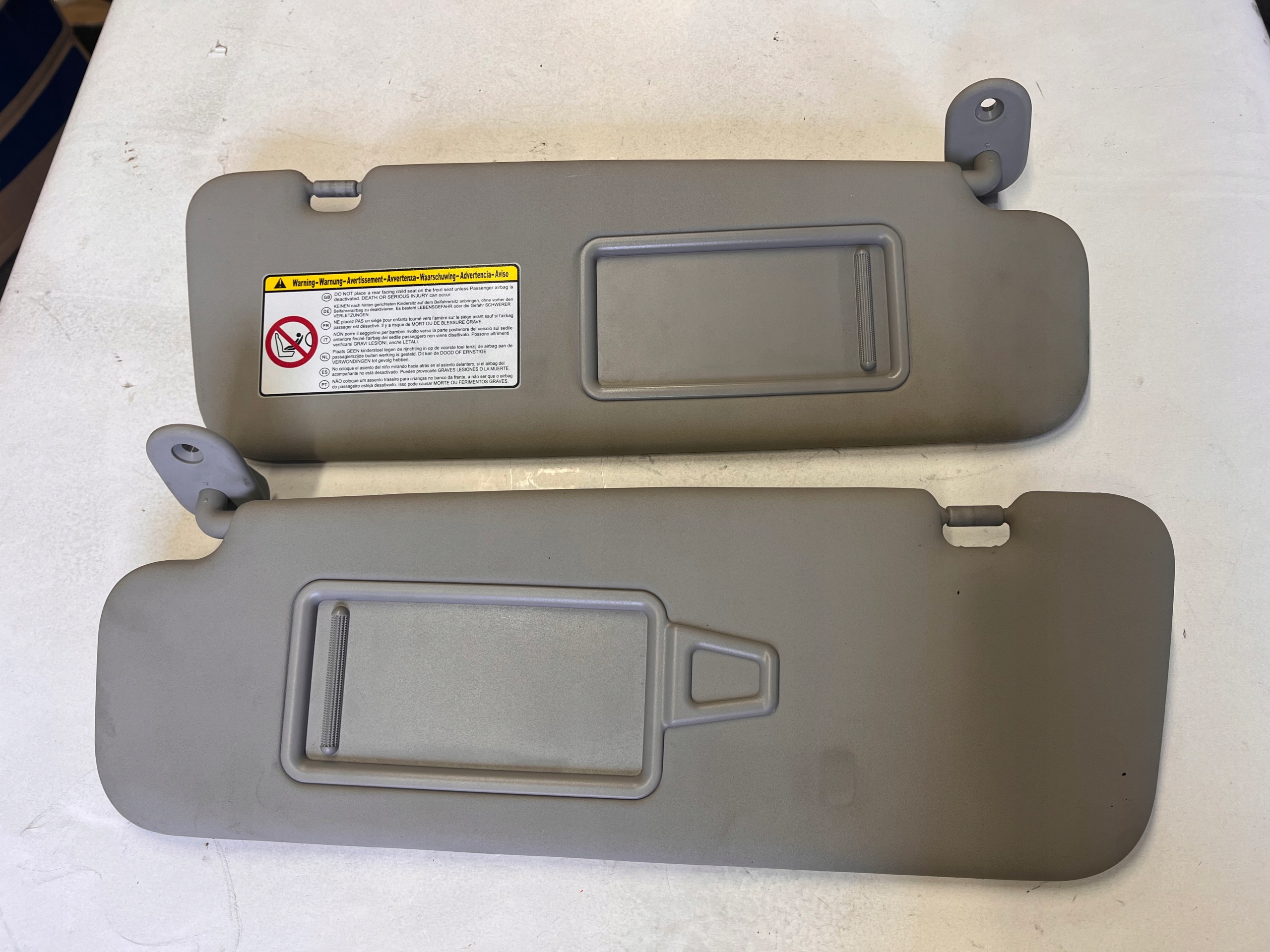 KIA VENGA cover PRZECIWSLONECZNA left right