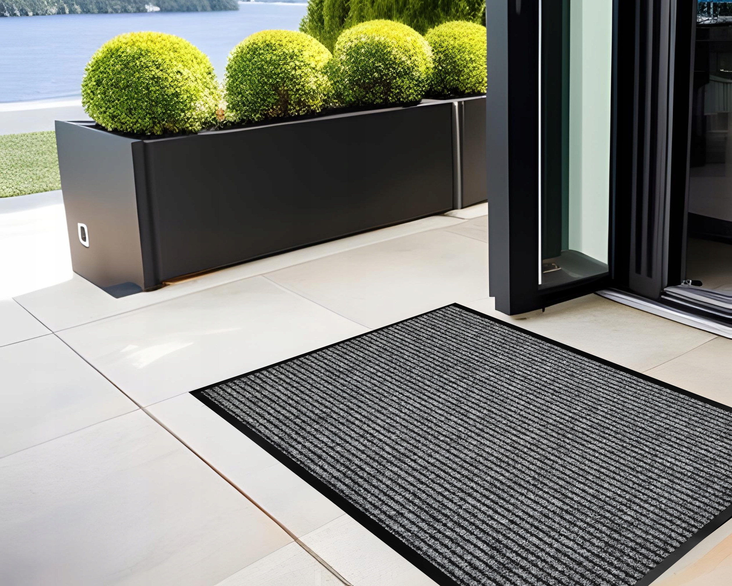 WYCIERACZKA WEJŚCIOWA CHŁONNA MATA DO BUTÓW 60x80 POD DRZWI PODGUMOWANA Informacje dodatkowe właściwości antypoślizgowe