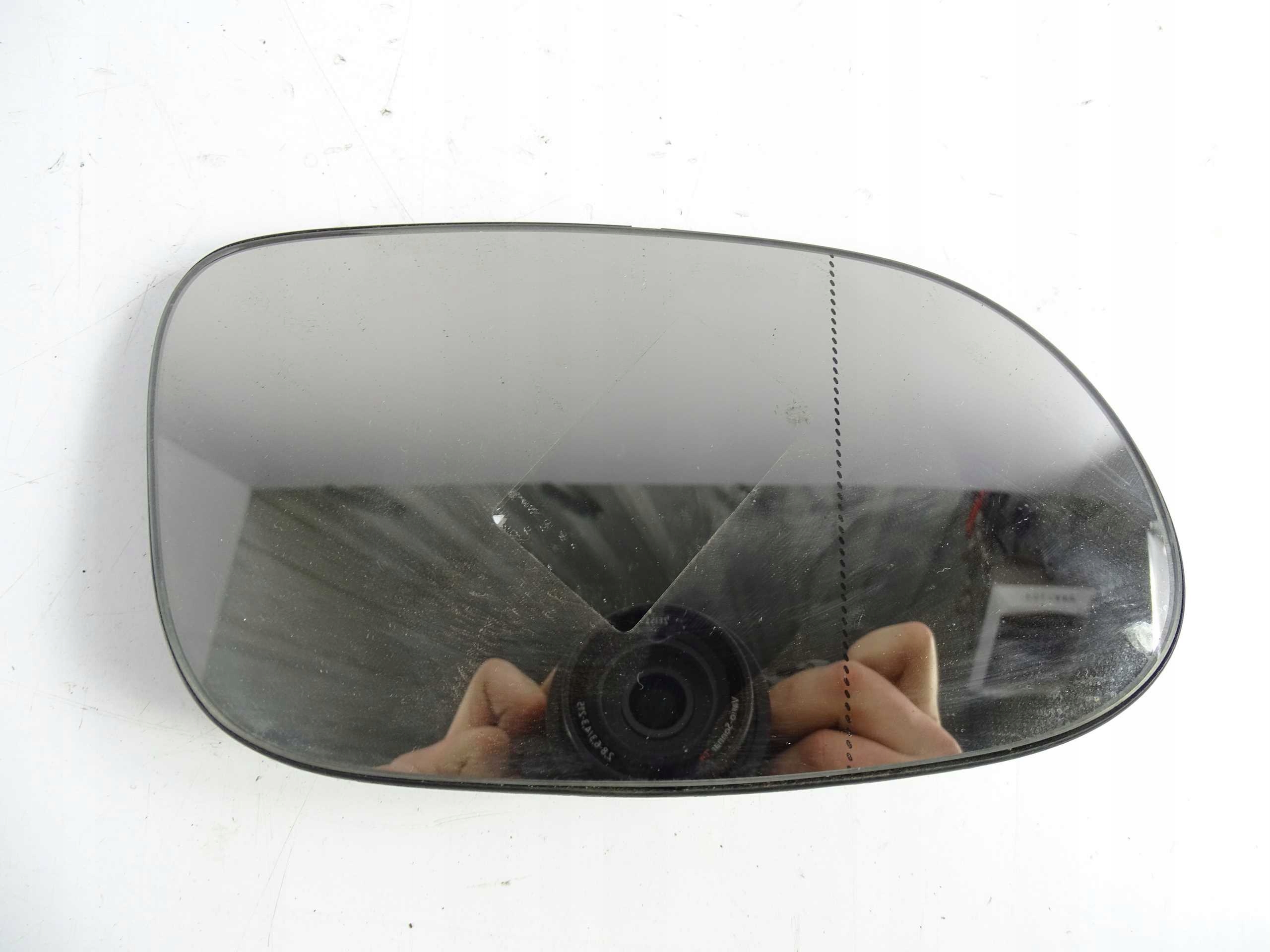 A2088101021 - Mercedes CLK W208 вставка зеркала правый правый