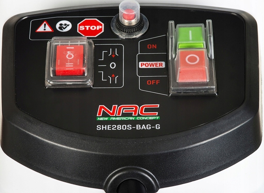 ROZDRABNIACZ DO GAŁĘZI NAC FREZOWY ELEKTRYCZ 2800W Zasilanie elektryczne