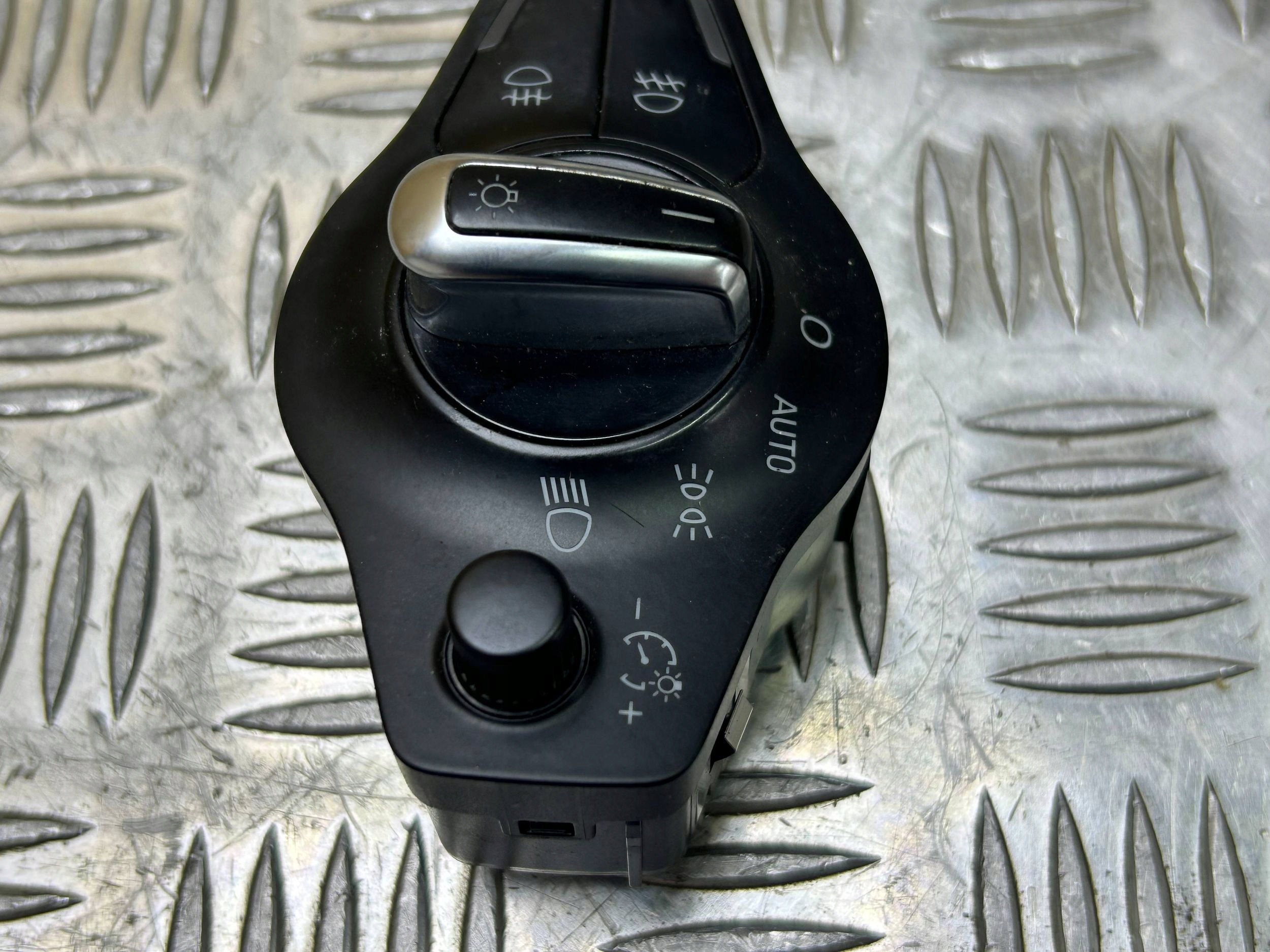 light switch Audi A5 Sportback 8TA 2013 8K0941531AS