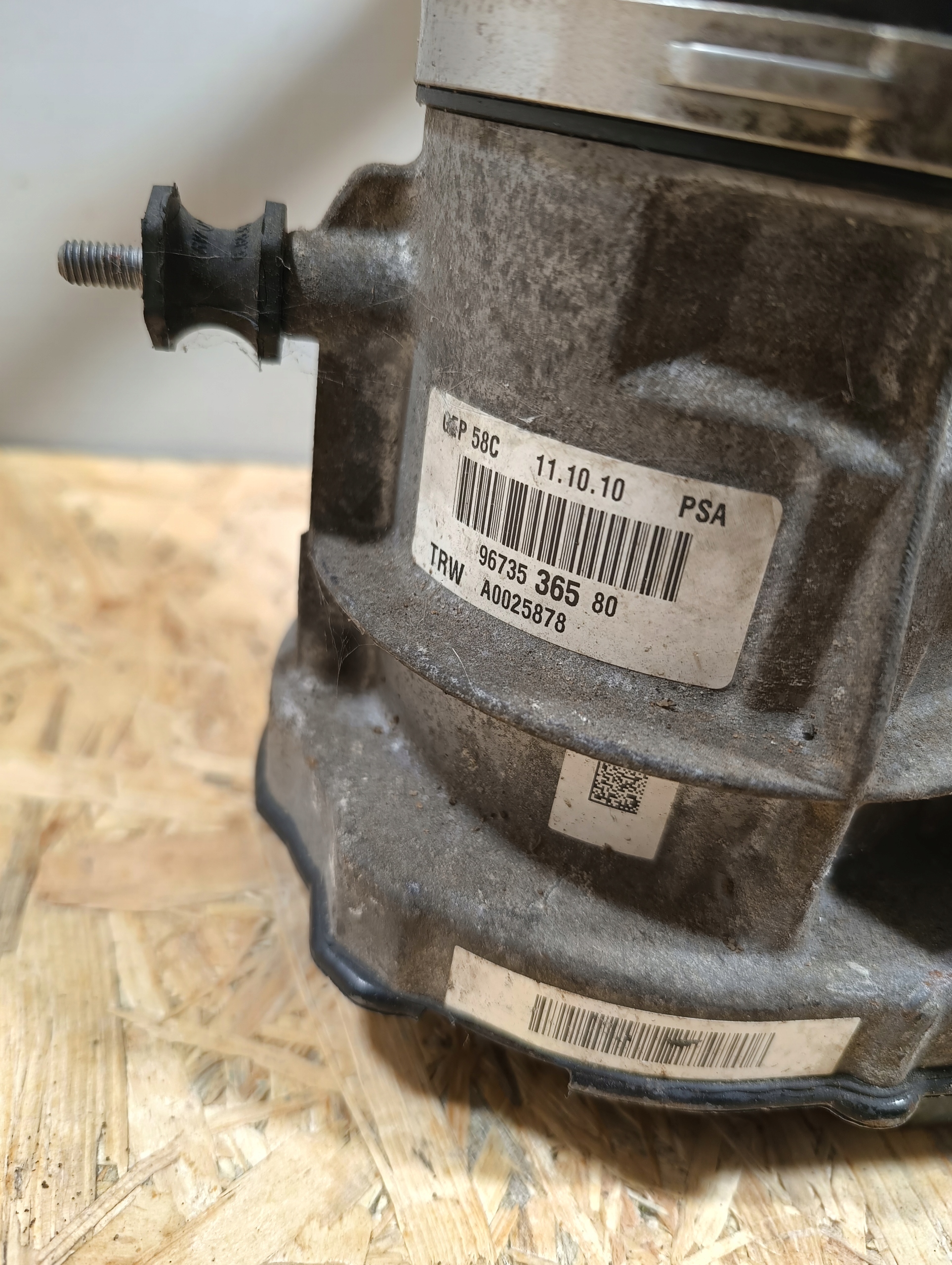 servo pump PEUGEOT 308 T7 9673536580