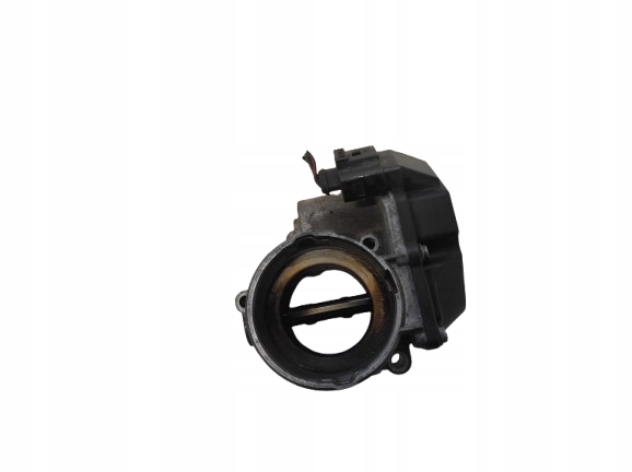 VW PASSAT B6 05- 2.0 TDI PRZEPUSTNICA 03G128063A