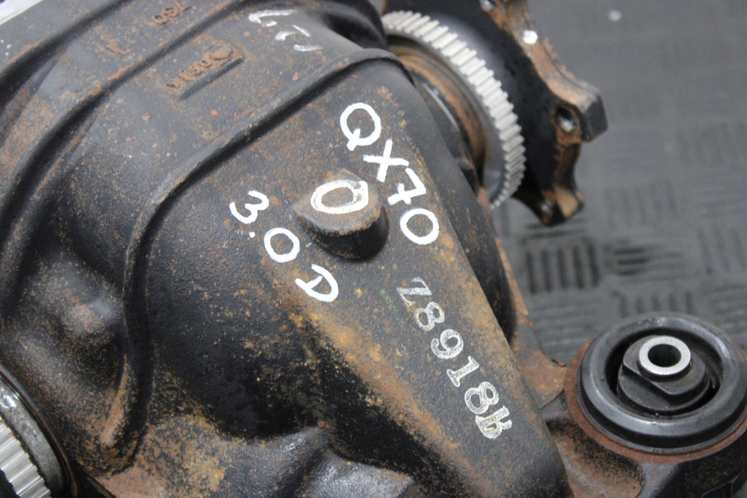 differential diff rear part INFINITI QX70 Z8918B