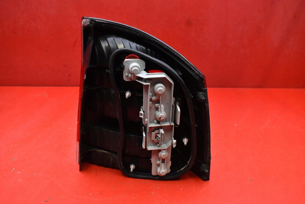 light left rear part rear OPEL VECTRA C HB 02-05