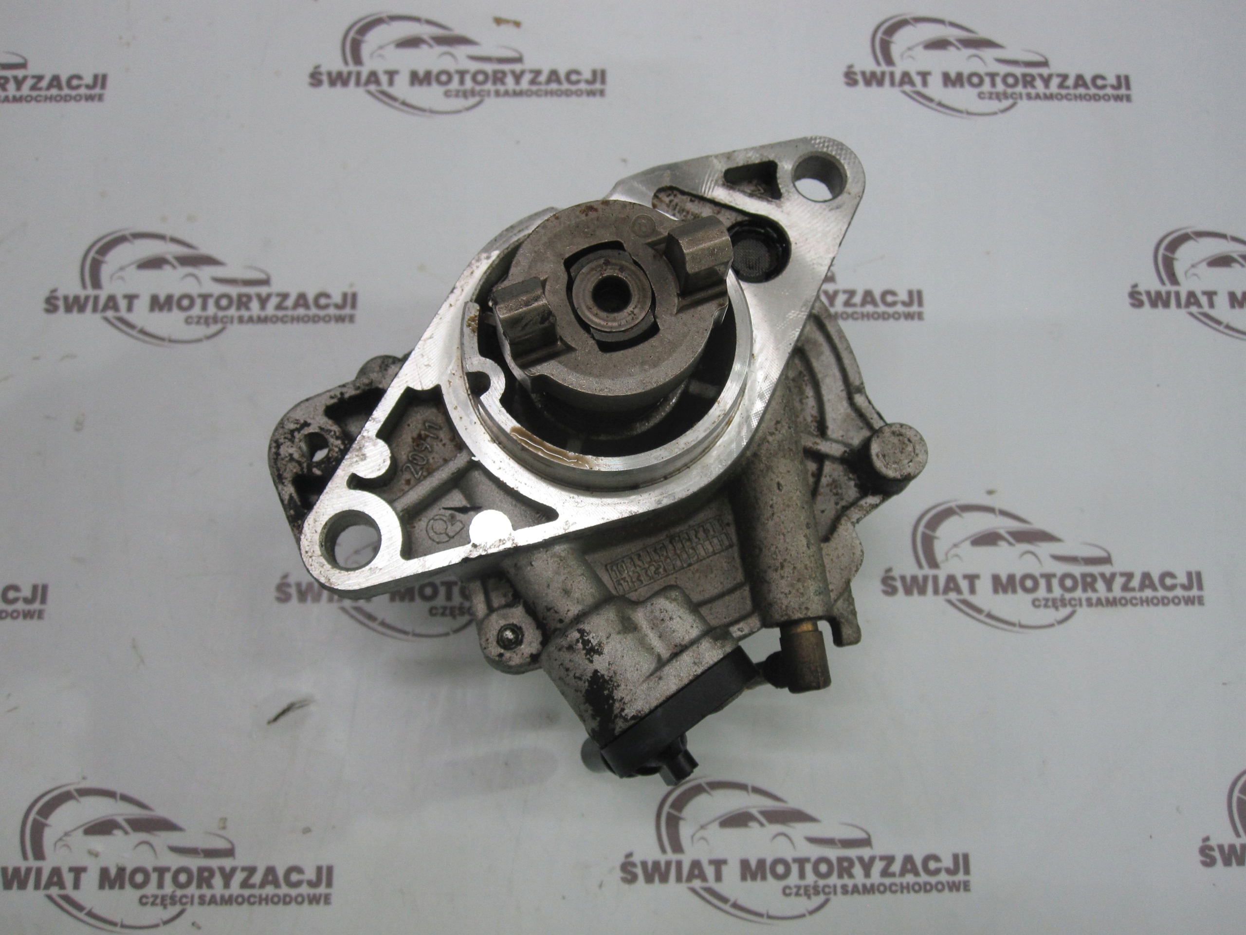 ASTRA IV J 1.3 12r вакум насос