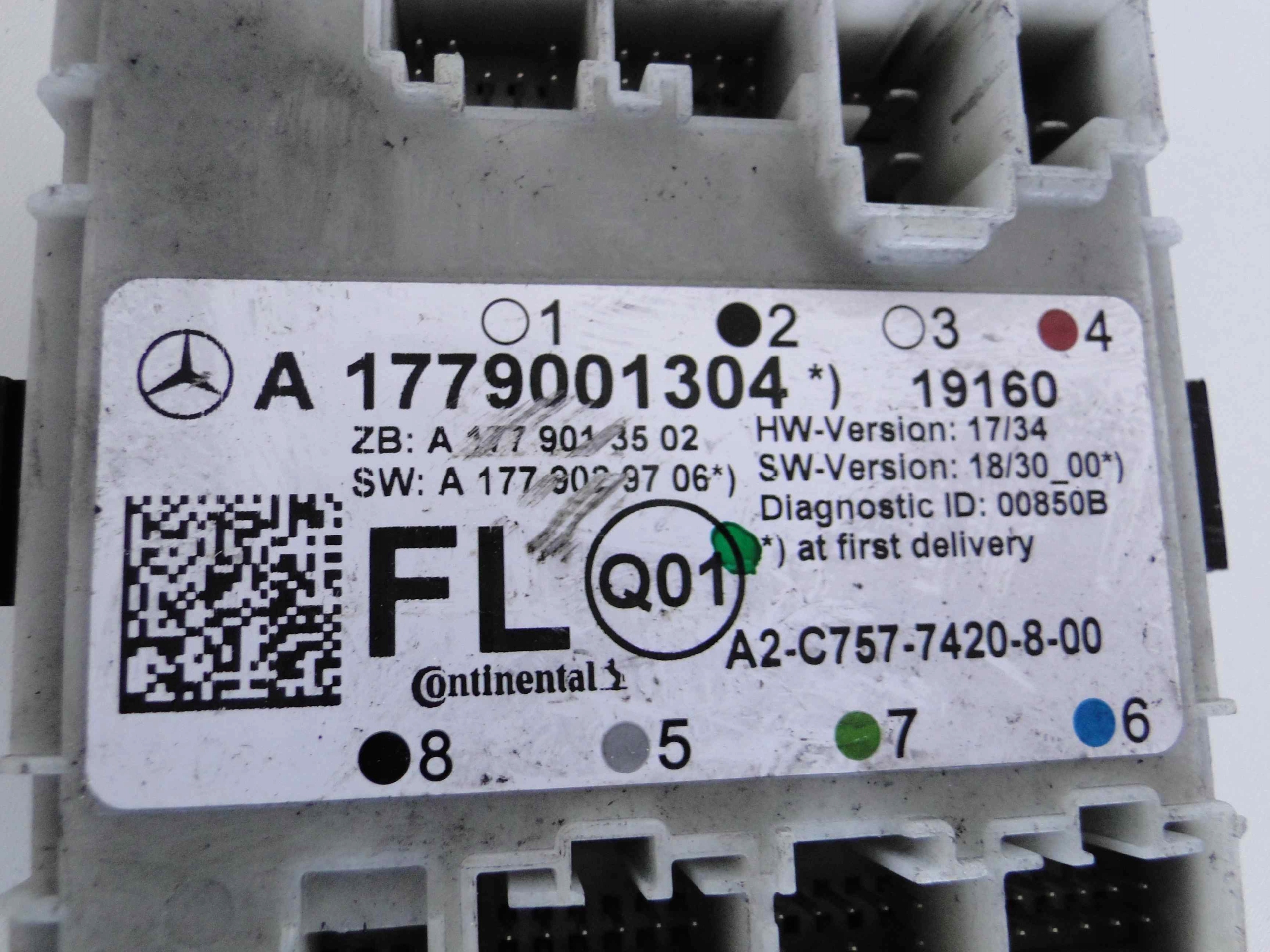 MERCEDES A KLASA 177 MODUŁ W DRZWI LEWE PRZEDNIE Producent części Continental