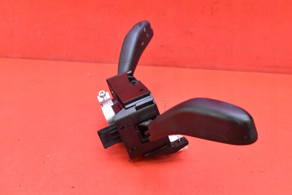 DEVIO LUCI TERGICRISTALLO TERGI PAJAK 638186 SKODA ROOMSTER 1 e 06-10