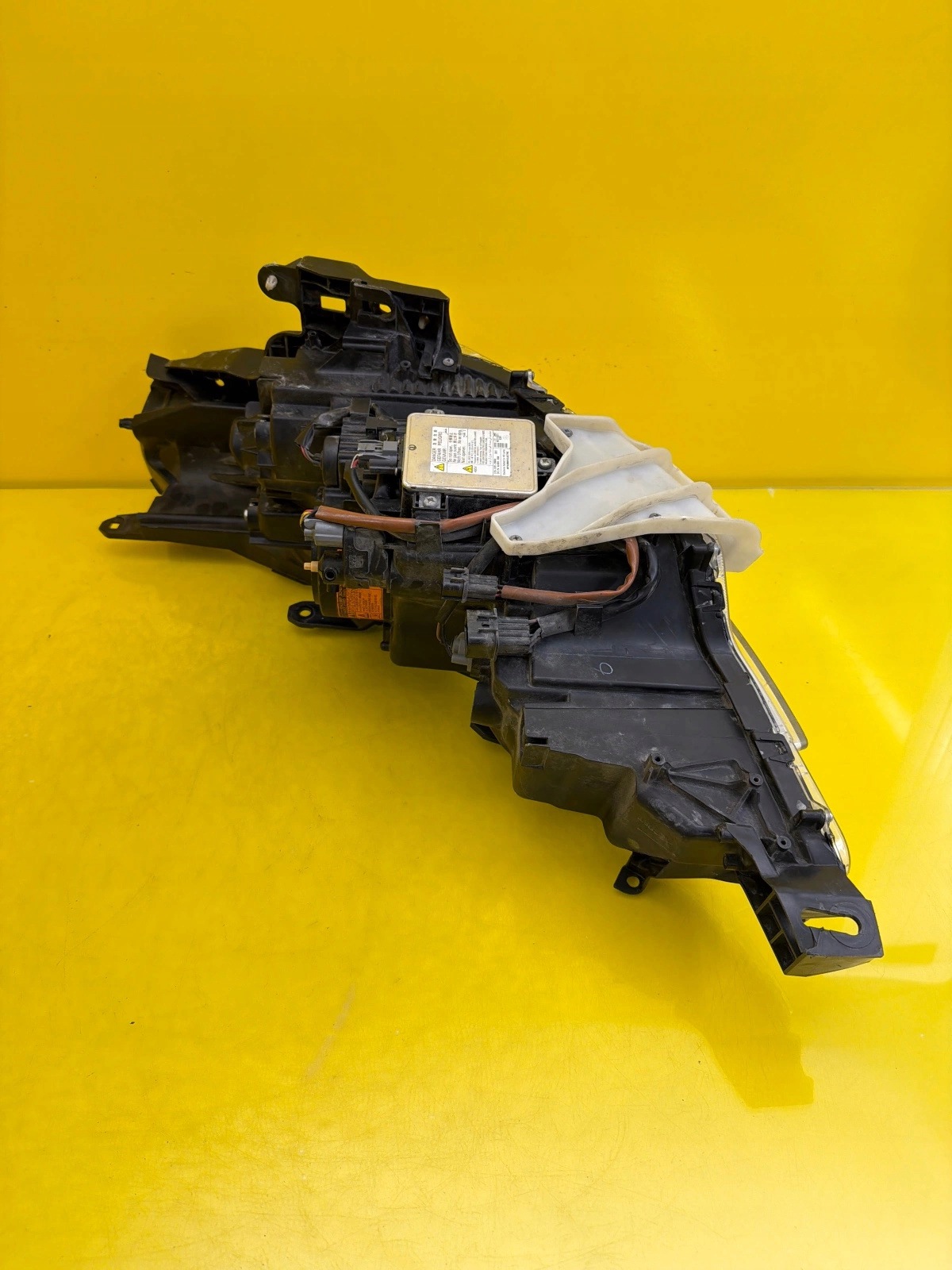 light right front Peugeot 4007 Xenon 2007-2012