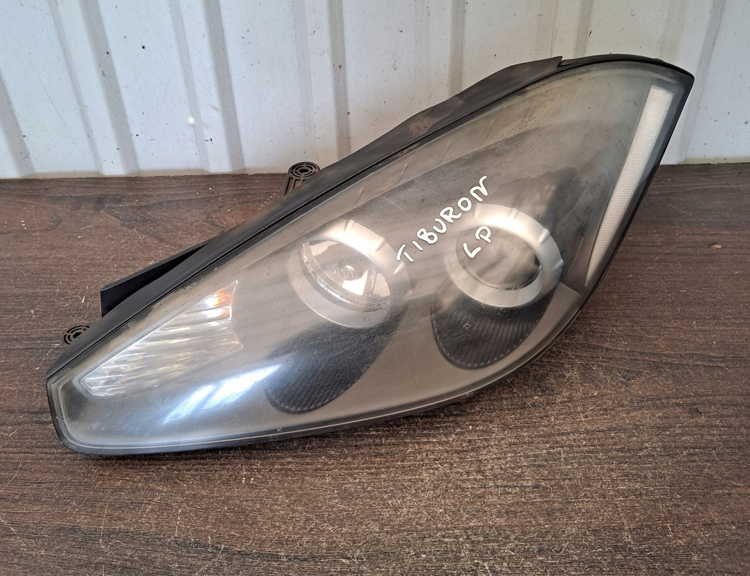 ФАРА ЛЕВЫЙ ПЕРЕД HYUNDAI ТИБУРОН КУПЕ РЕСТАЙЛИНГ 07-09
