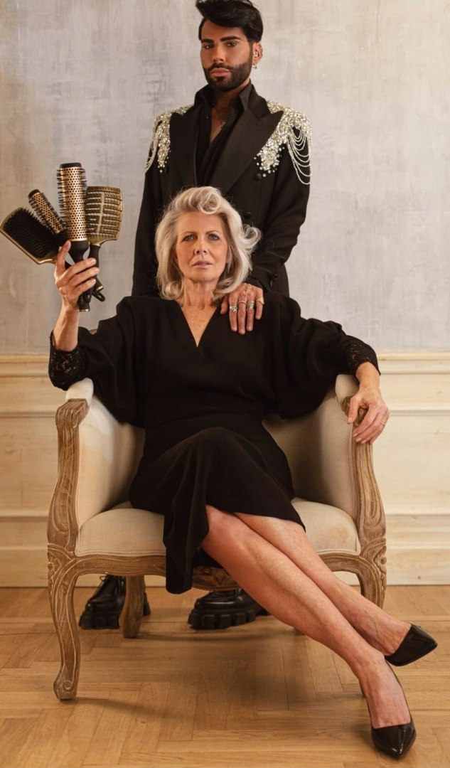 SZCZOTKA FEDERICO FASHION STYLE STANDART 20 MM Kolor dominujący odcienie żółtego i złota