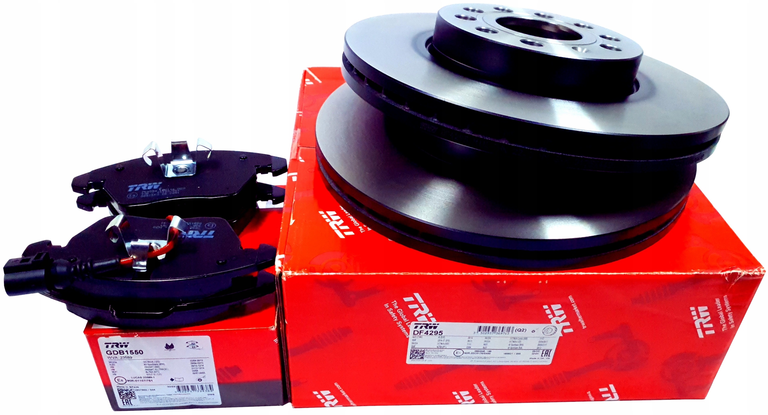 Trw Kotouče Přední Kostky A3 8P Leon 1P Octavia II Caddy III Golf V VI